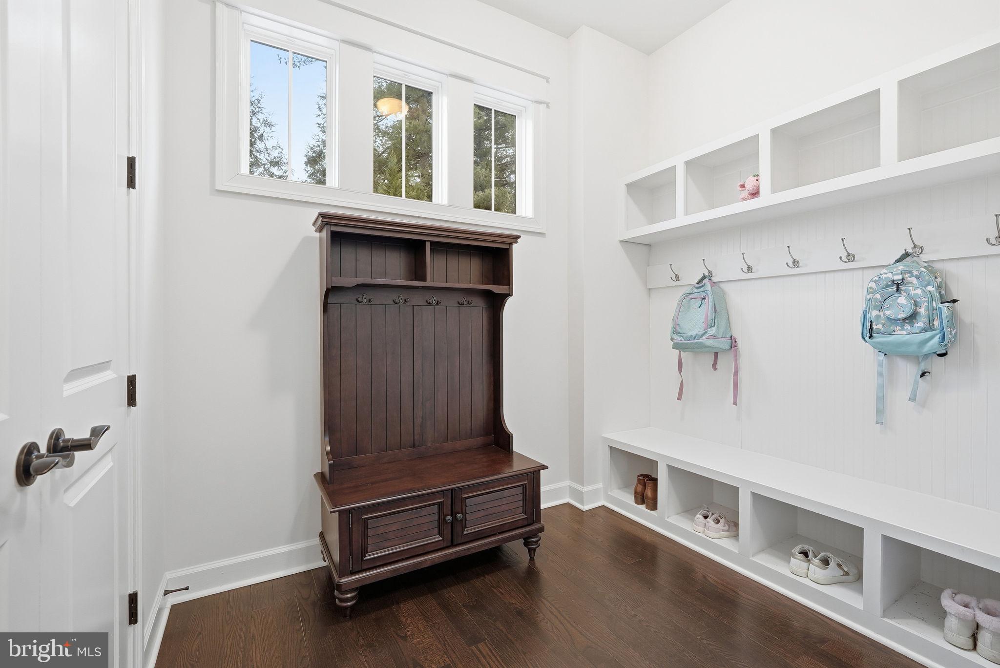 OAKCREST - Residential
