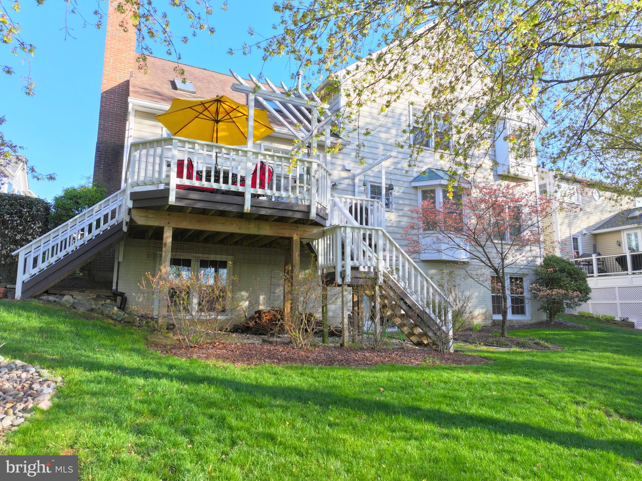 LOWES ISLAND - Residential