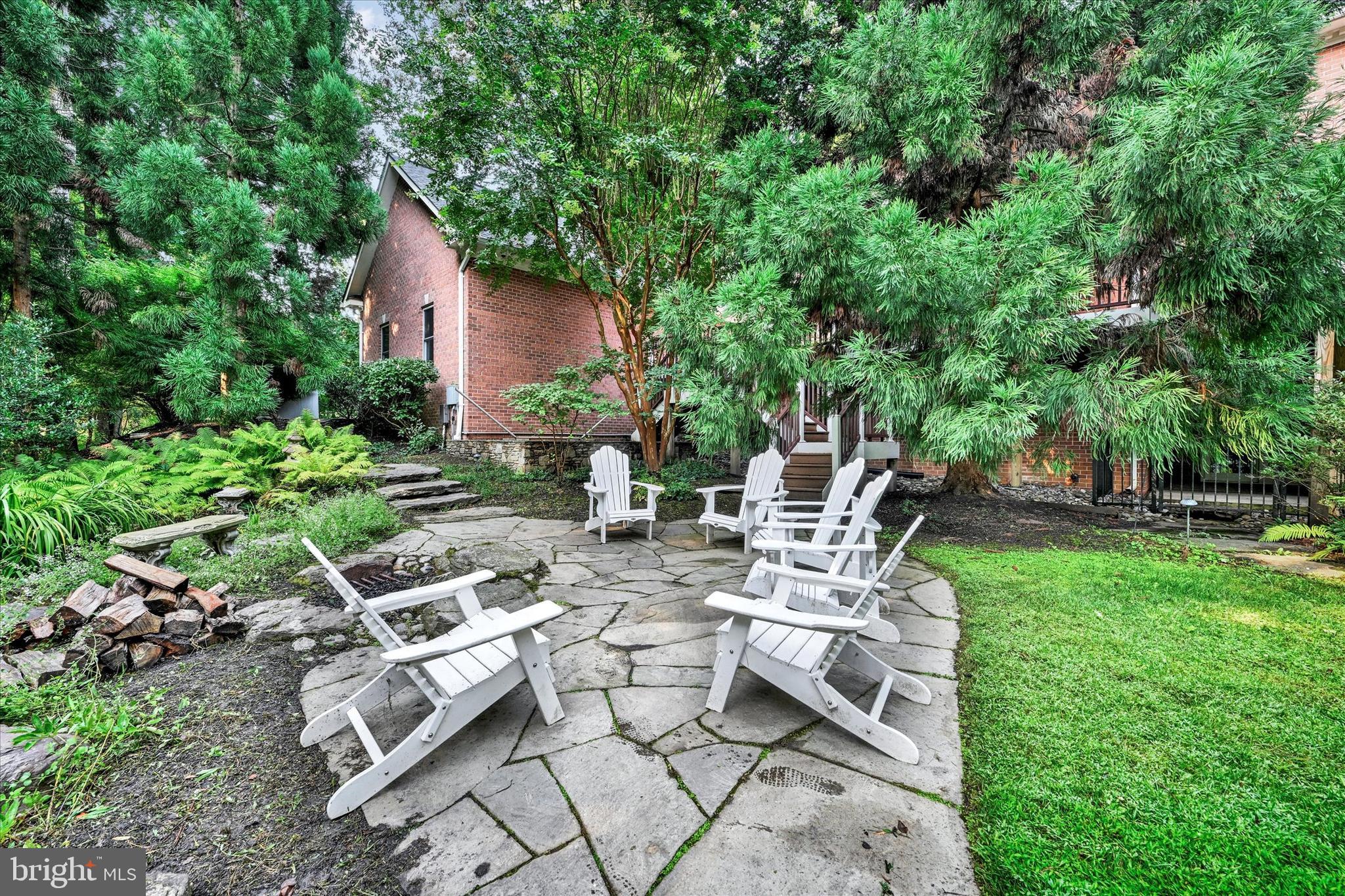 PADONIA WOODS - Residential