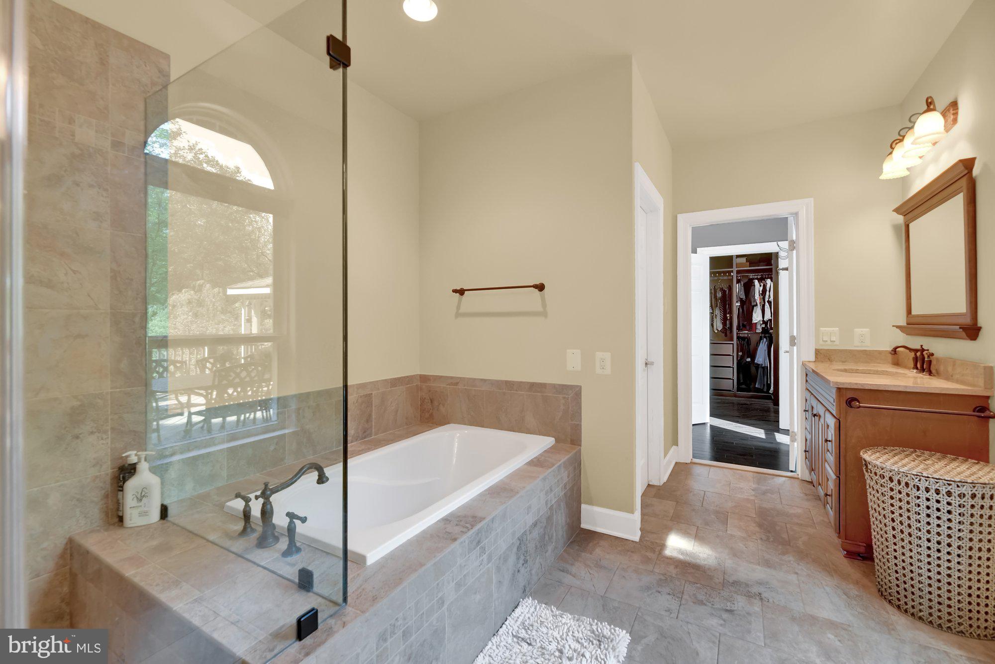 PADONIA WOODS - Residential