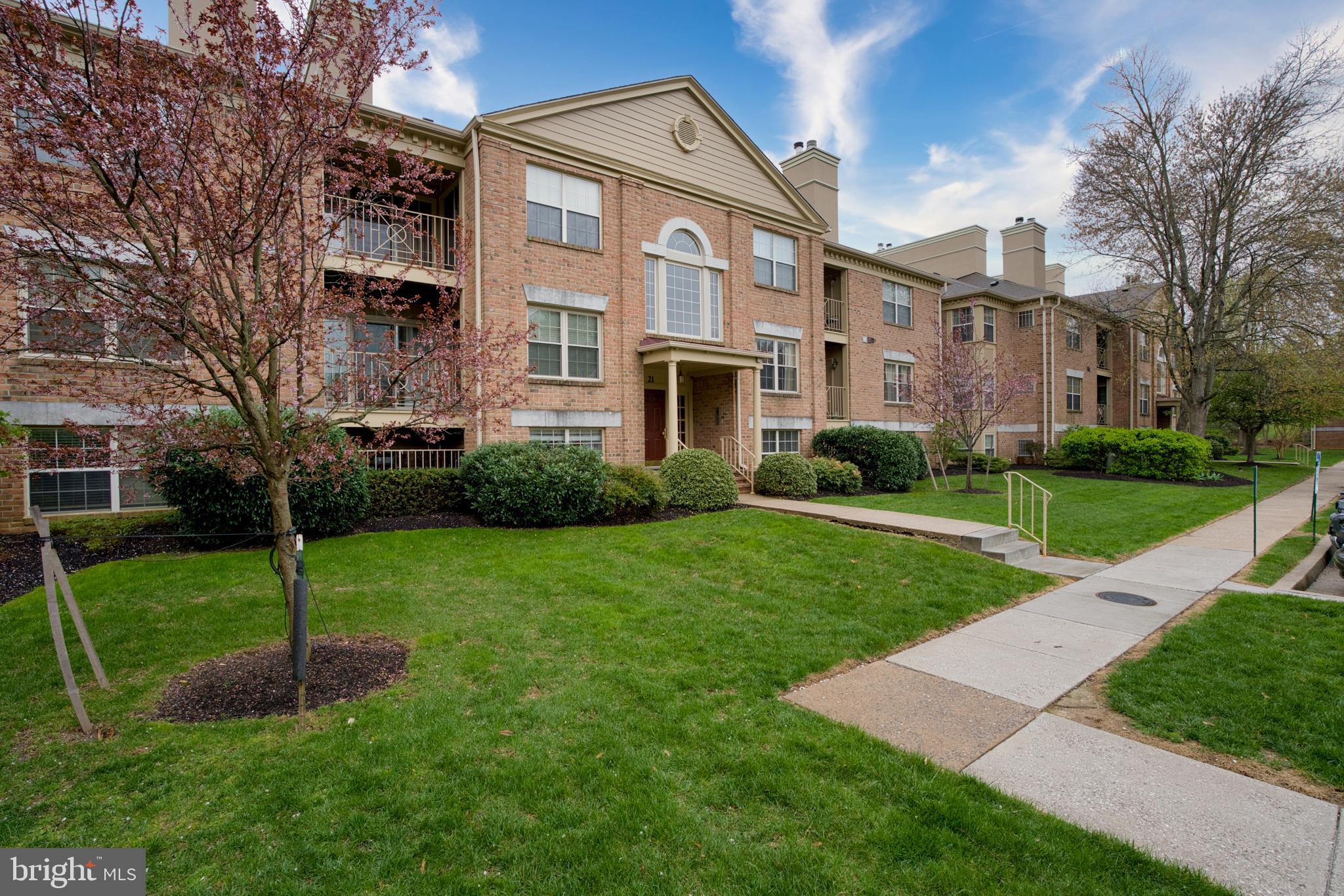 RAINFLOWER/LOVETON - Residential