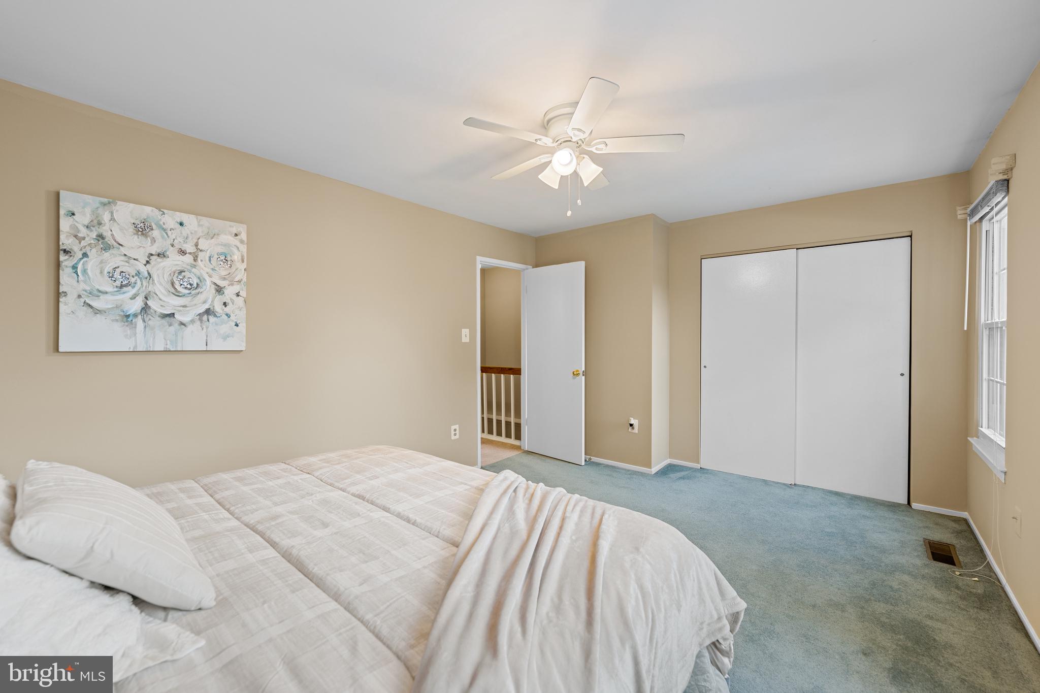 GUNNERS LAKE VILLAGE - Residential