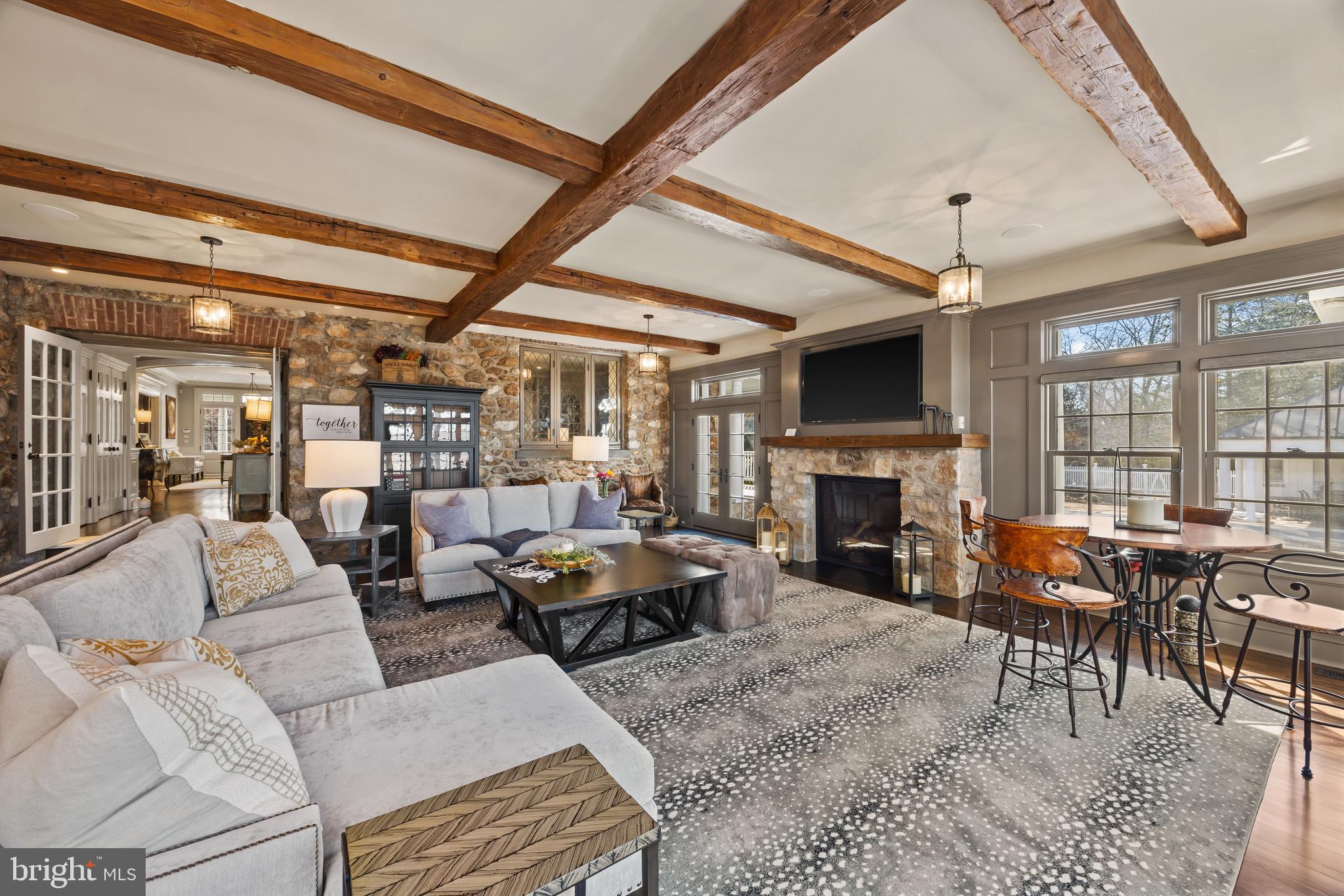 CAVES VALLEY - Residential