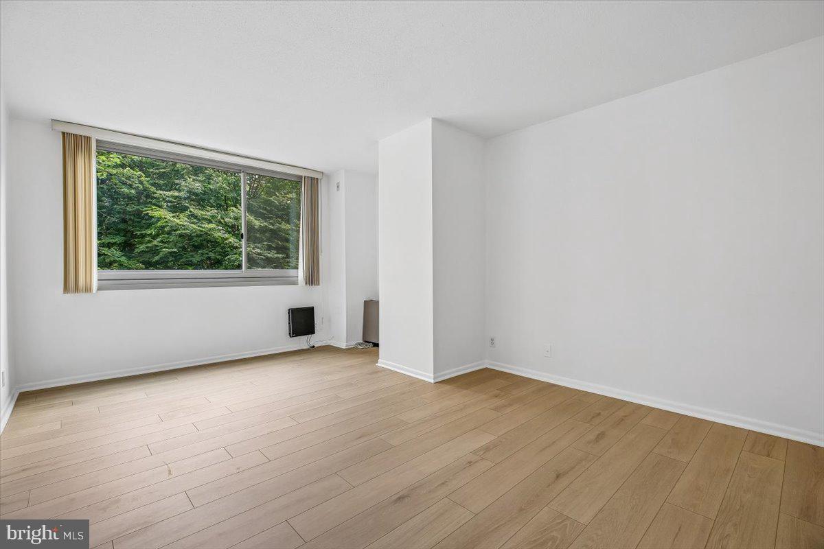 FRIENDSHIP HEIGHTS - Residential