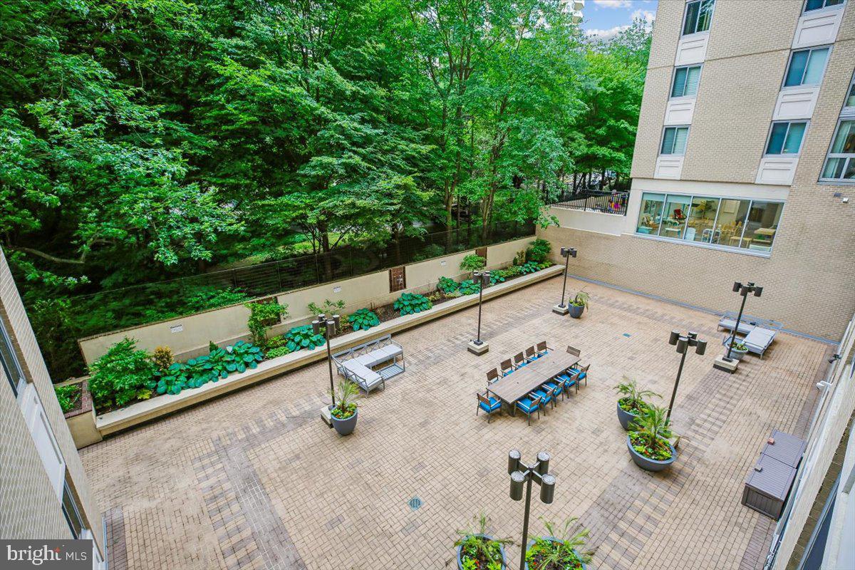 FRIENDSHIP HEIGHTS - Residential