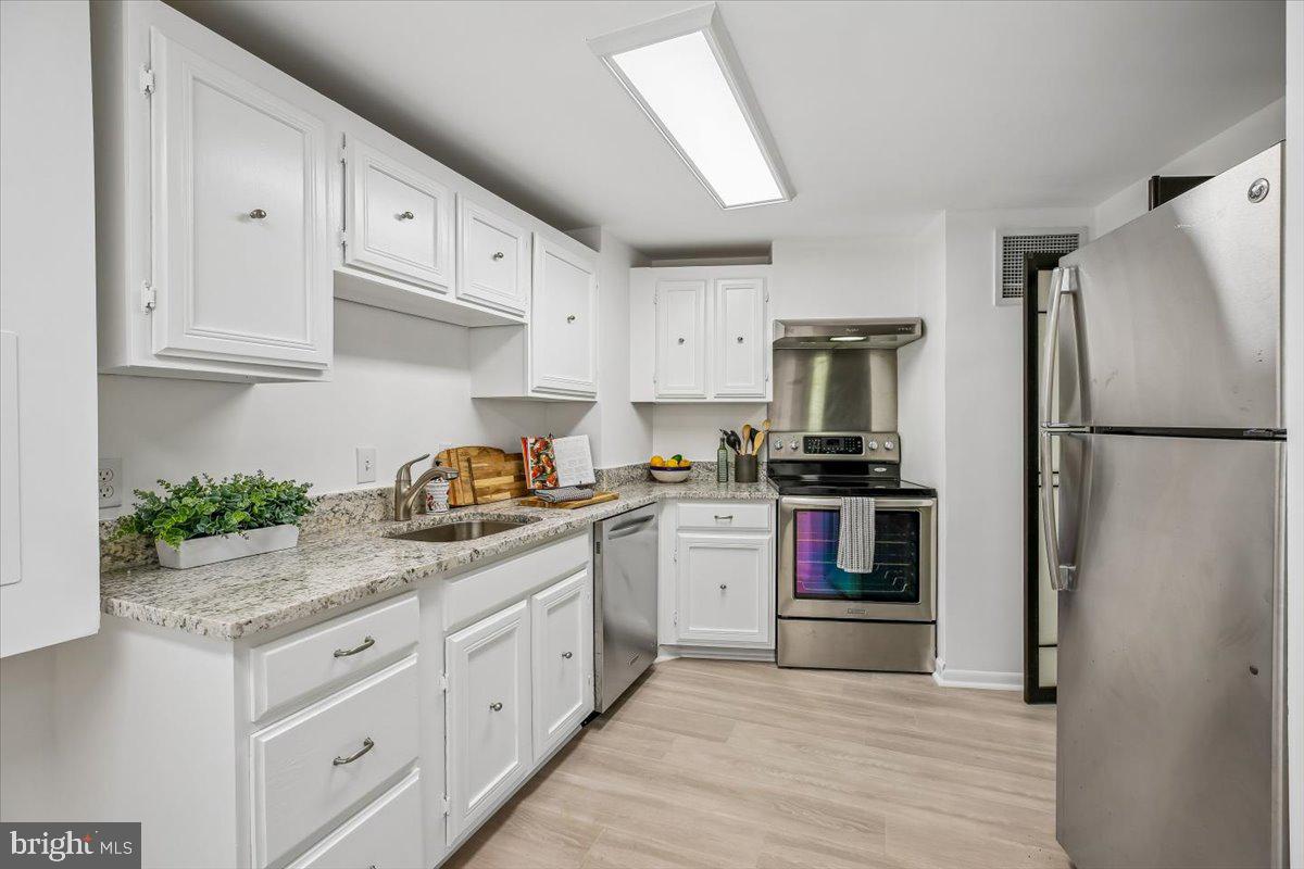 FRIENDSHIP HEIGHTS - Residential