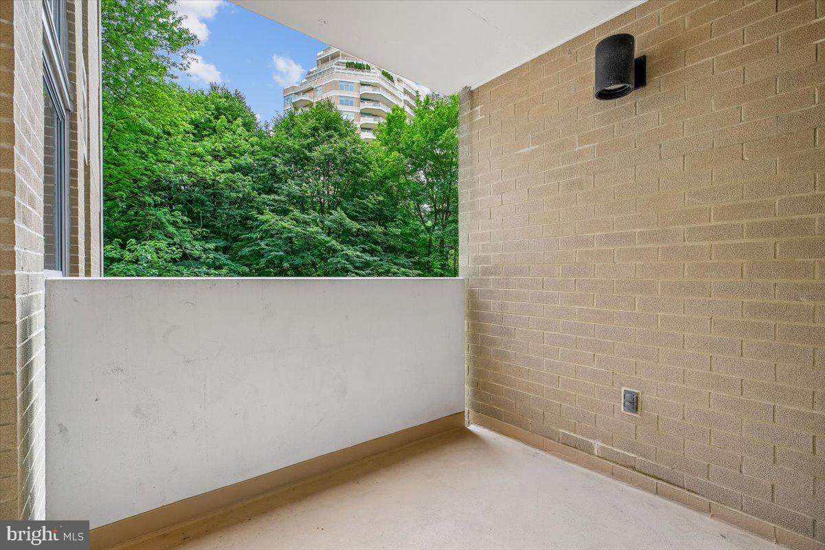 FRIENDSHIP HEIGHTS - Residential