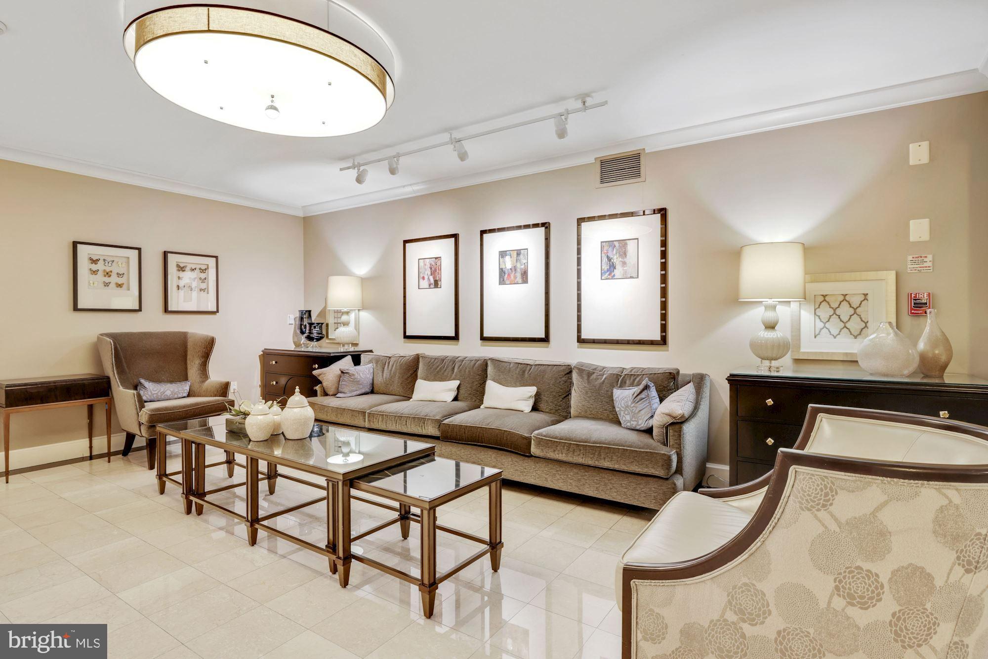 FRIENDSHIP HEIGHTS - Residential