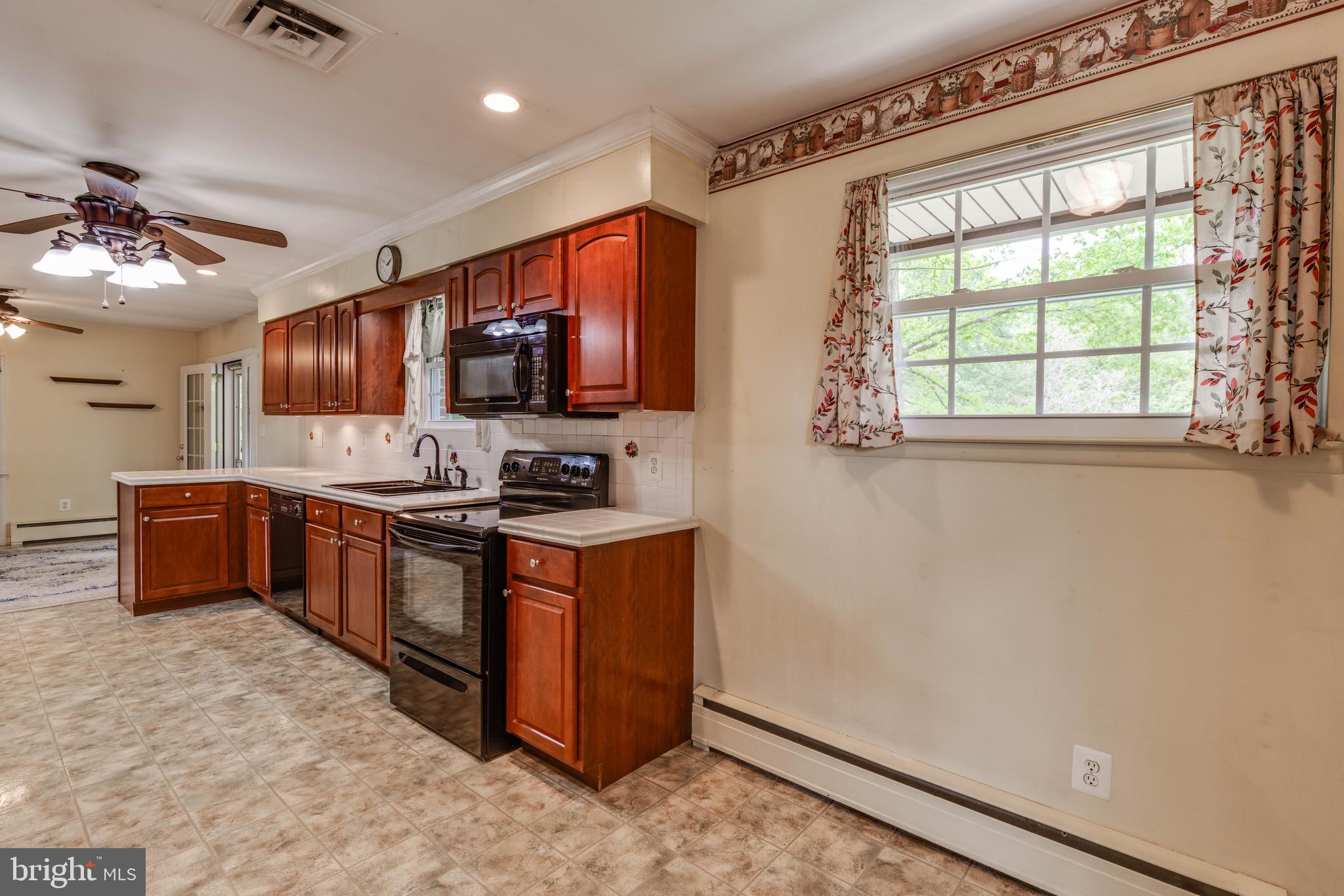 FAIRVIEW - Residential