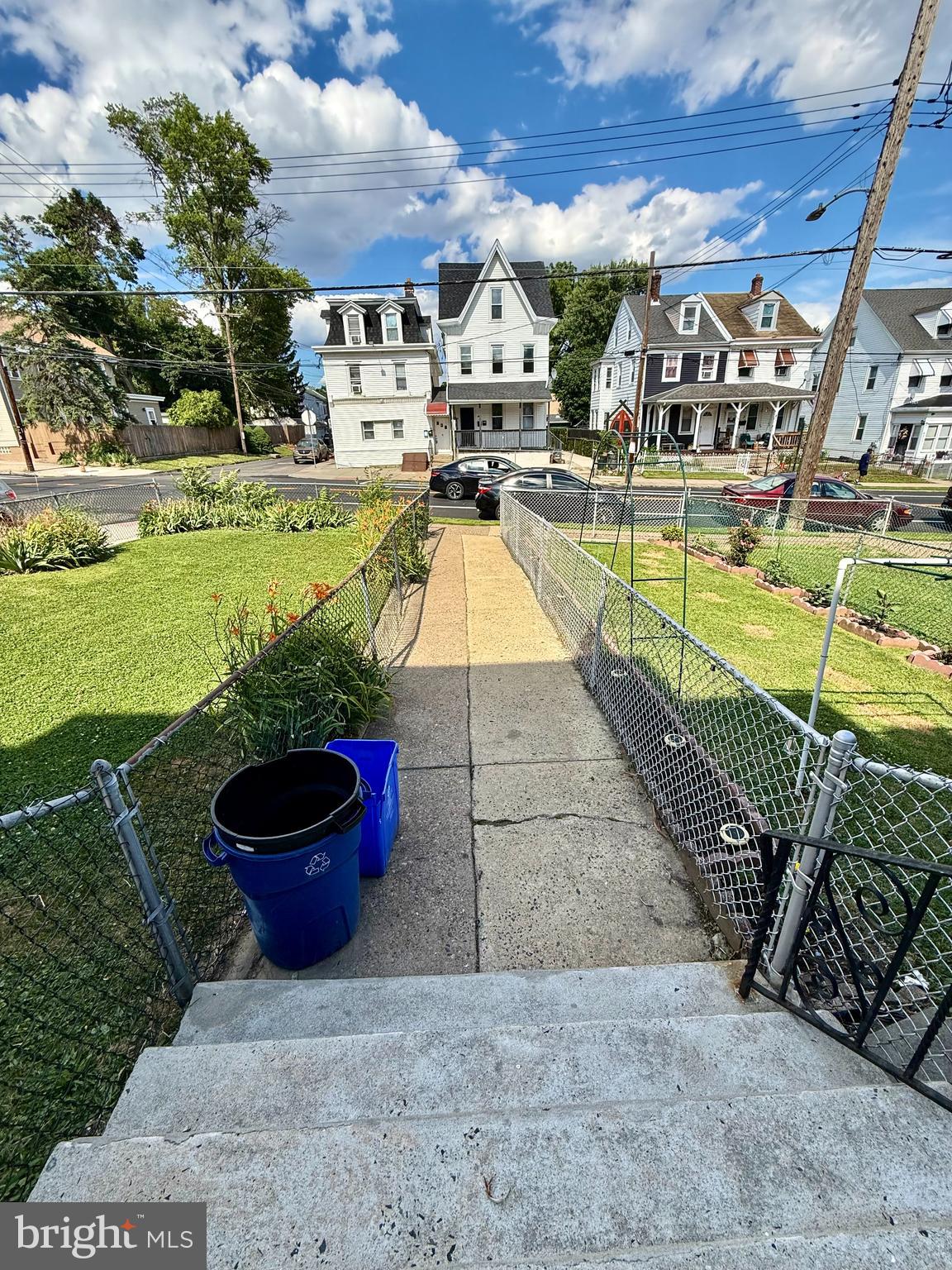 HOLMESBURG - Residential Income