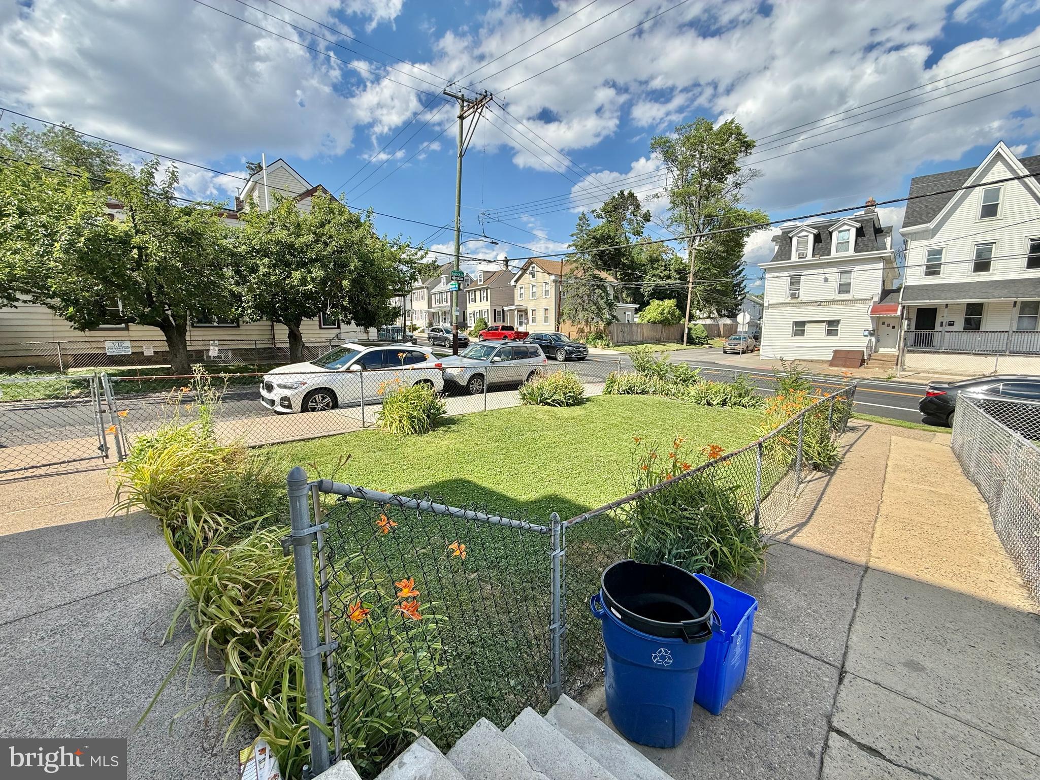 HOLMESBURG - Residential Income