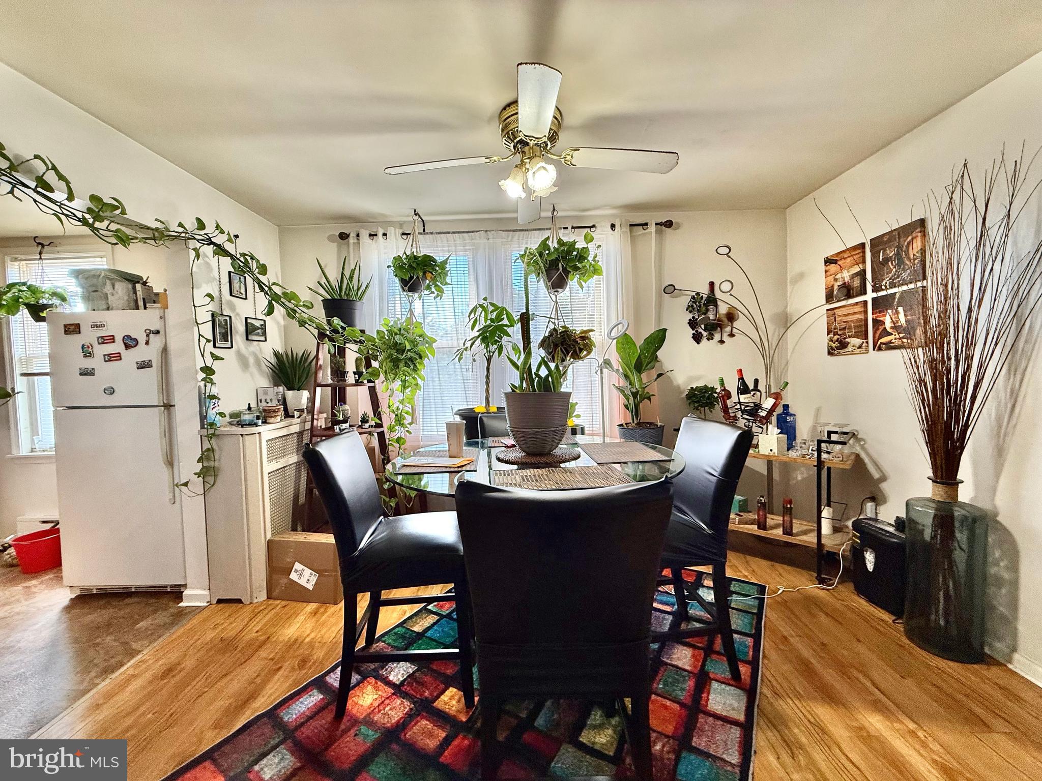 HOLMESBURG - Residential Income