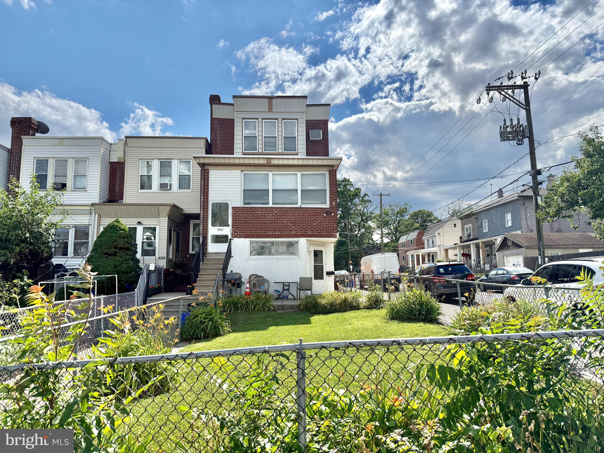 HOLMESBURG - Residential Income