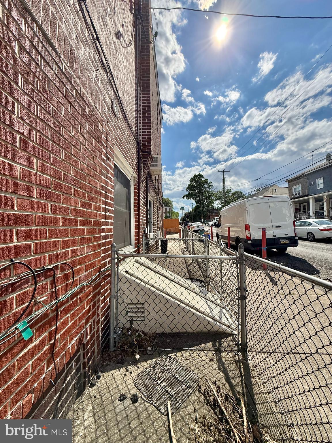 HOLMESBURG - Residential Income
