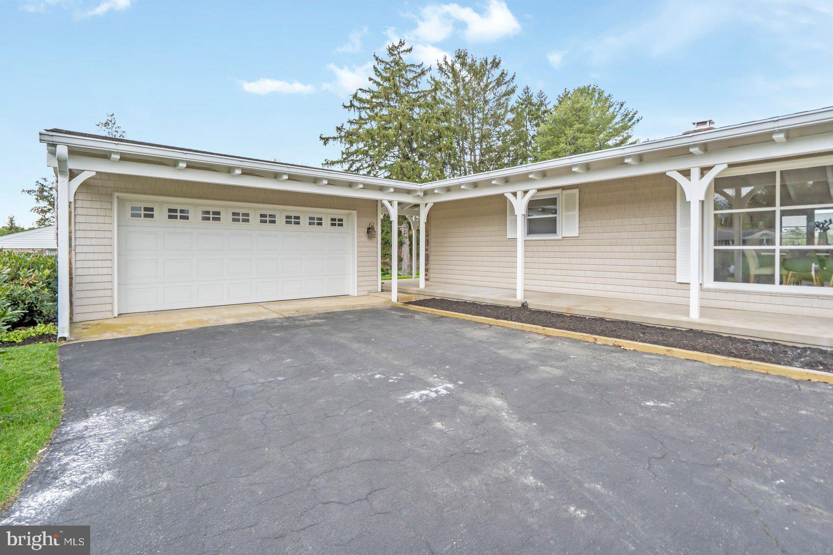 HAMPTON - Residential