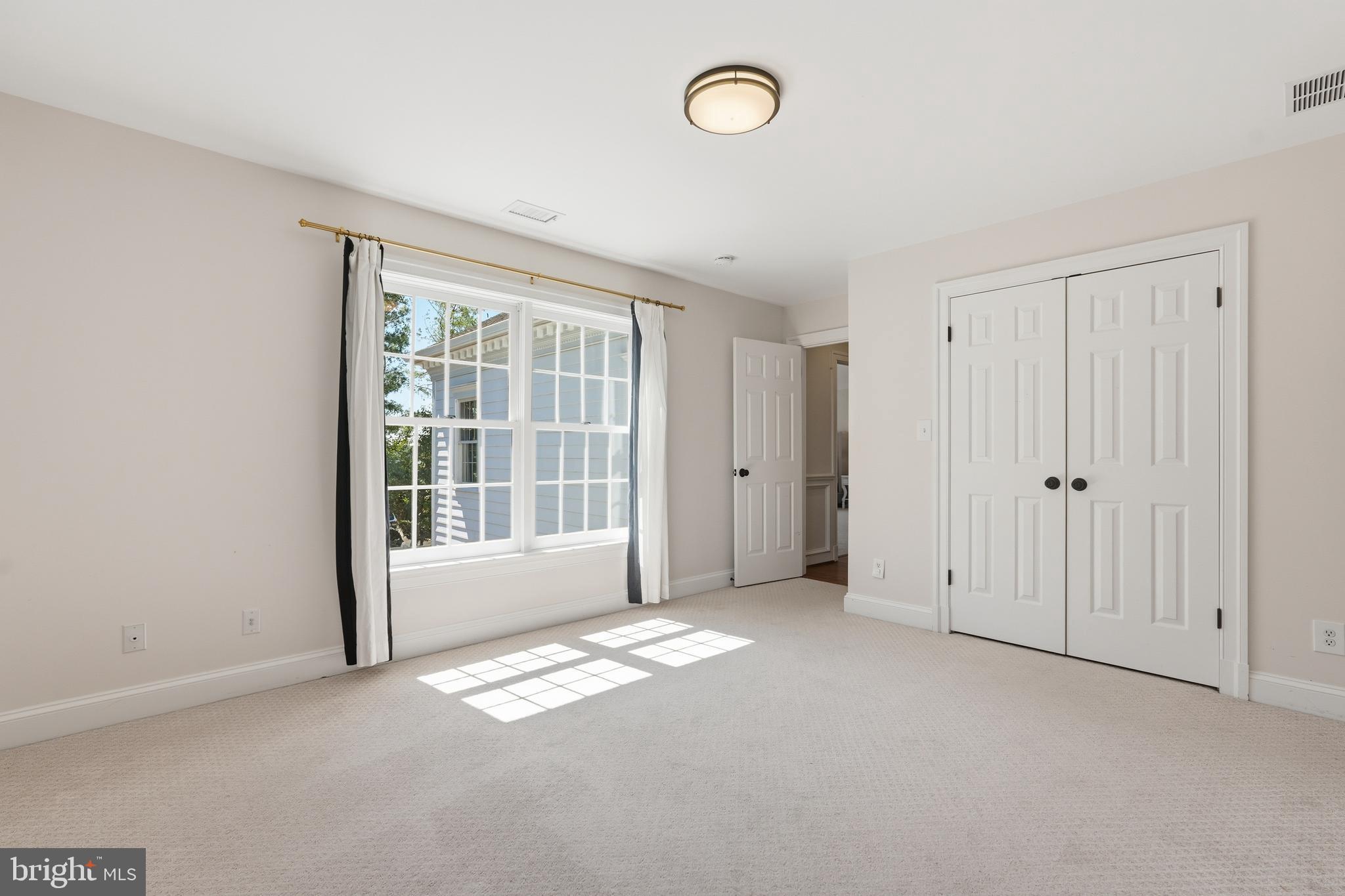 OXFORD - Residential