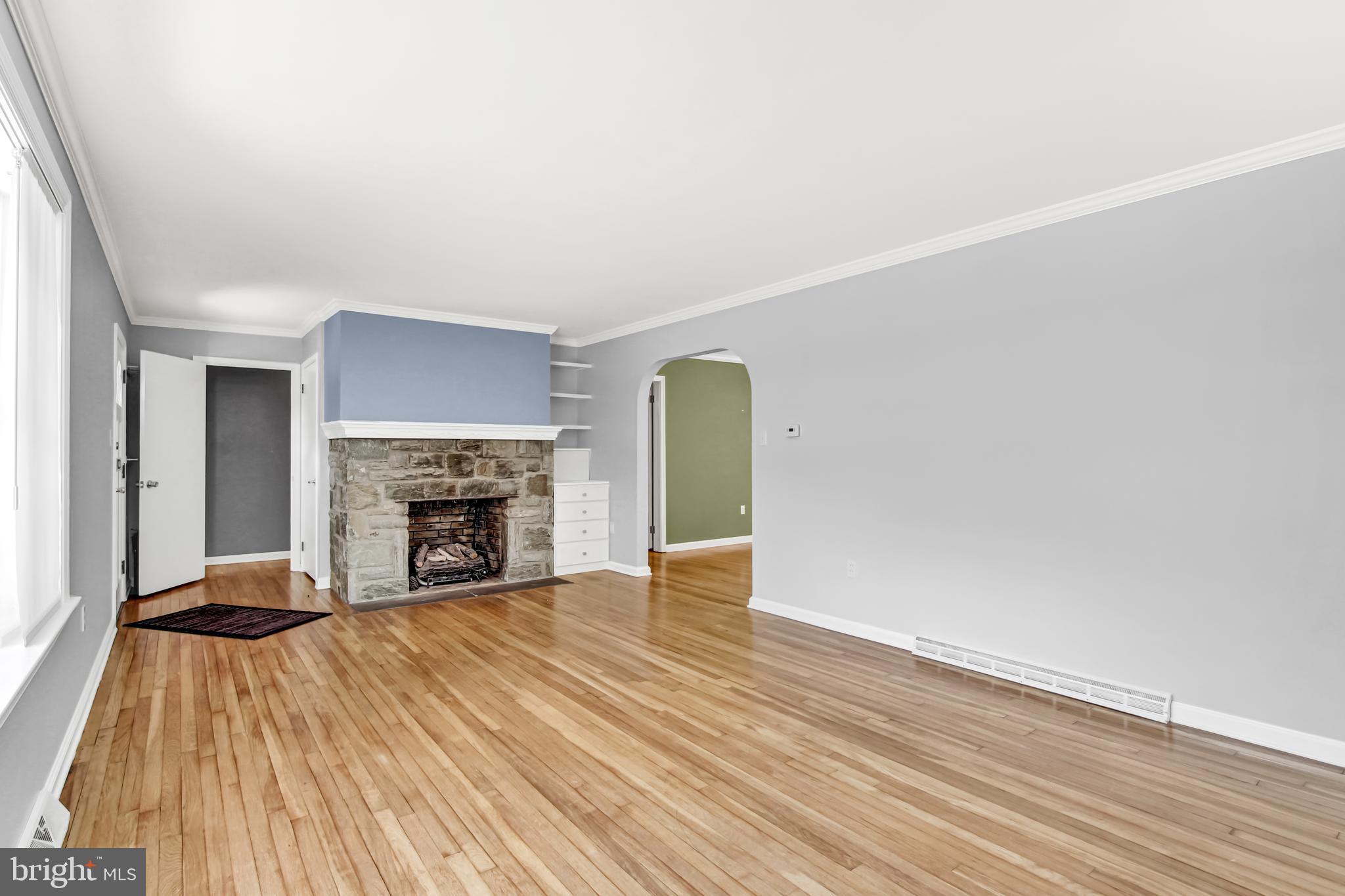 SCHOOL LANE HILLS - Residential