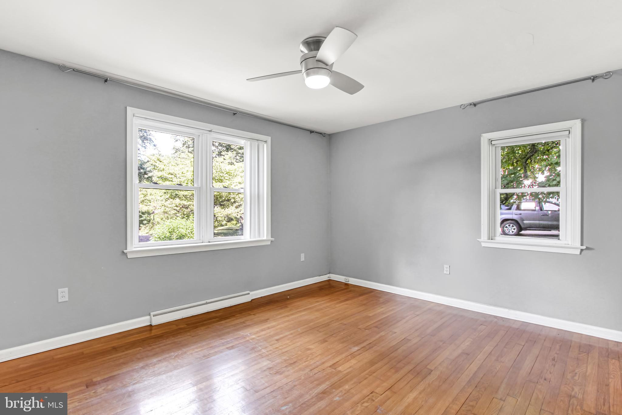 SCHOOL LANE HILLS - Residential