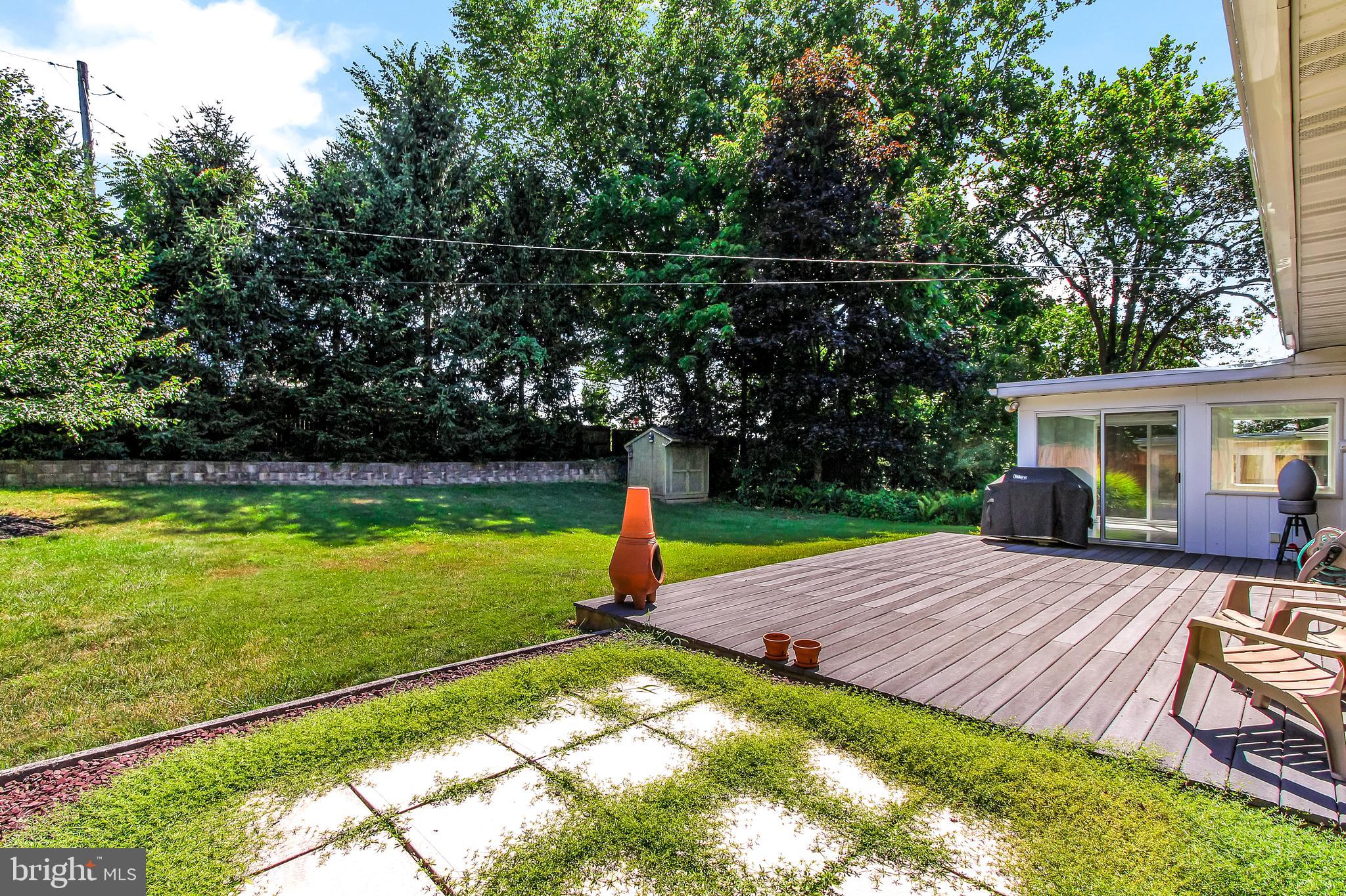 SCHOOL LANE HILLS - Residential
