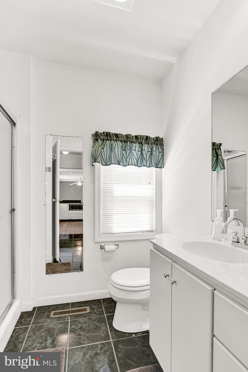 SCHOOL LANE HILLS - Residential