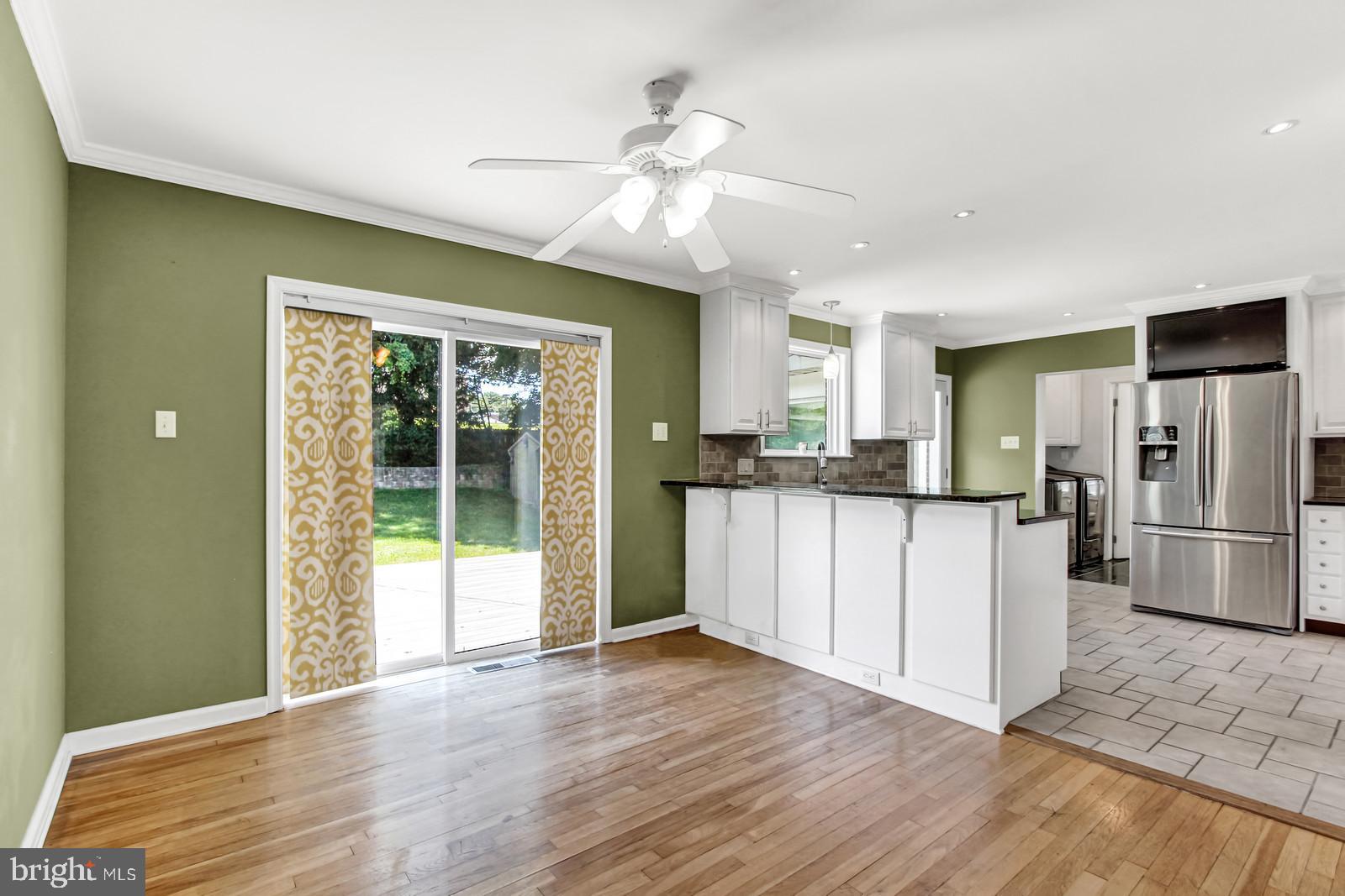 SCHOOL LANE HILLS - Residential