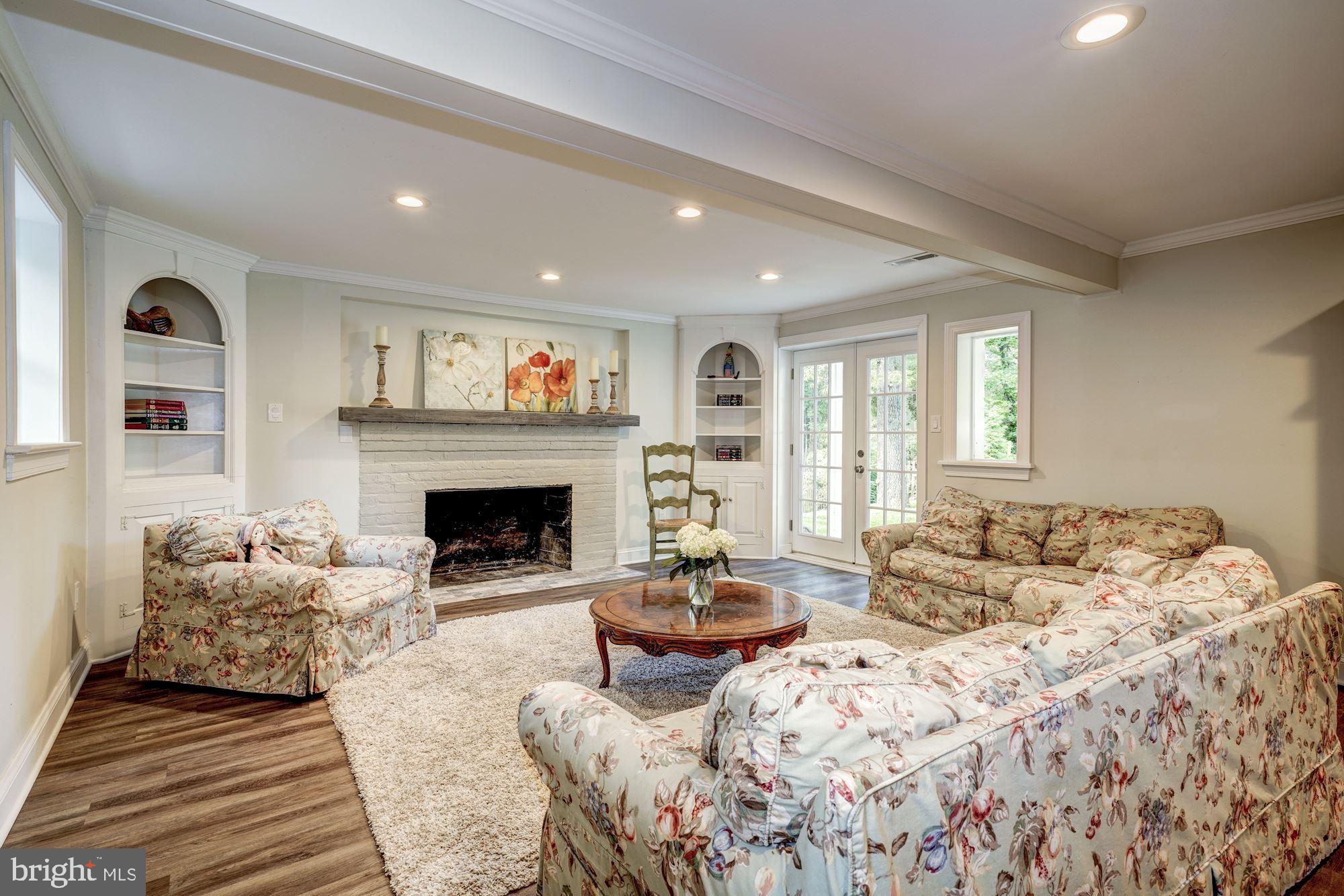 KENWOOD - Residential