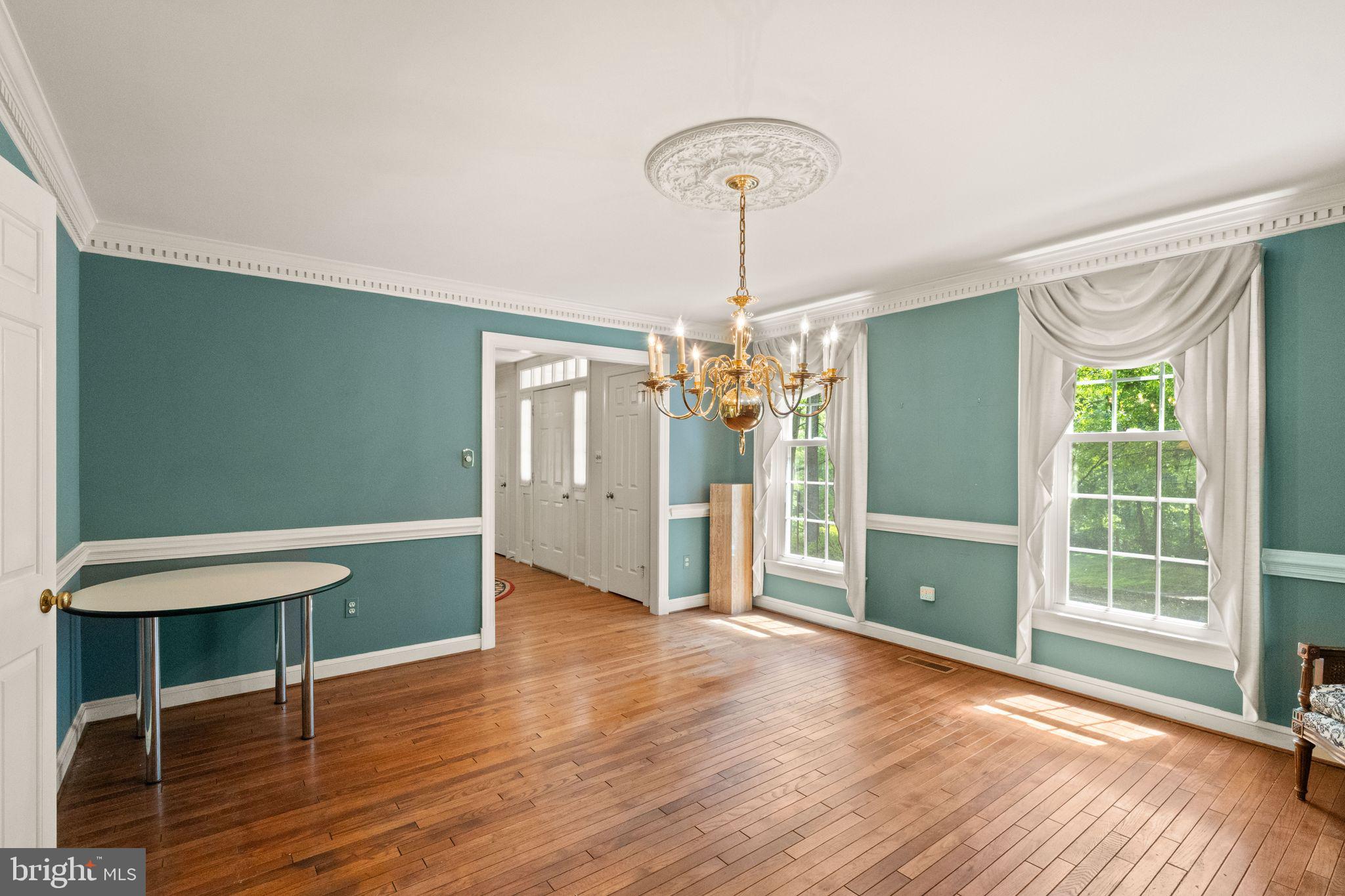 LYNN FOREST - Residential