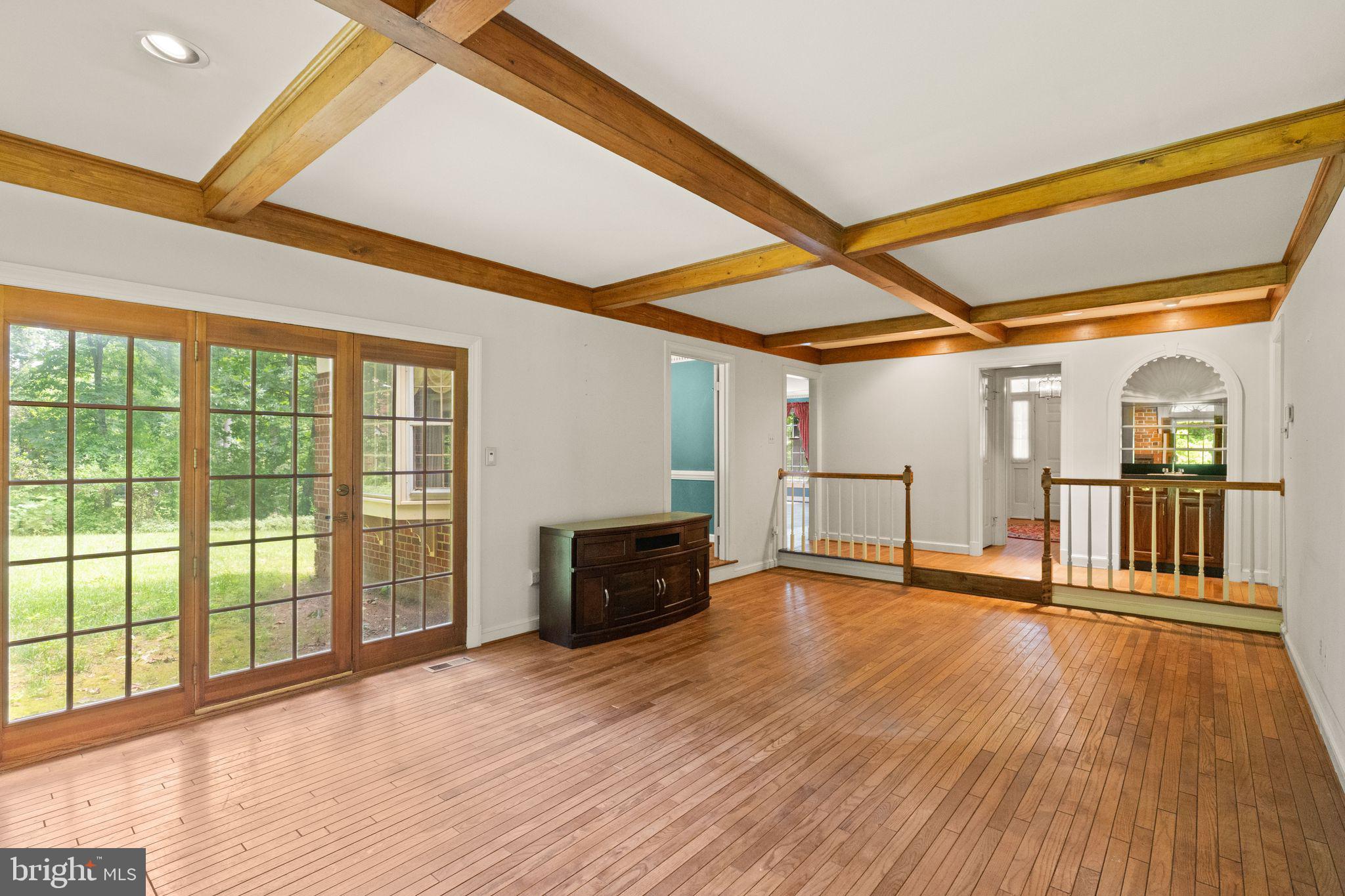 LYNN FOREST - Residential
