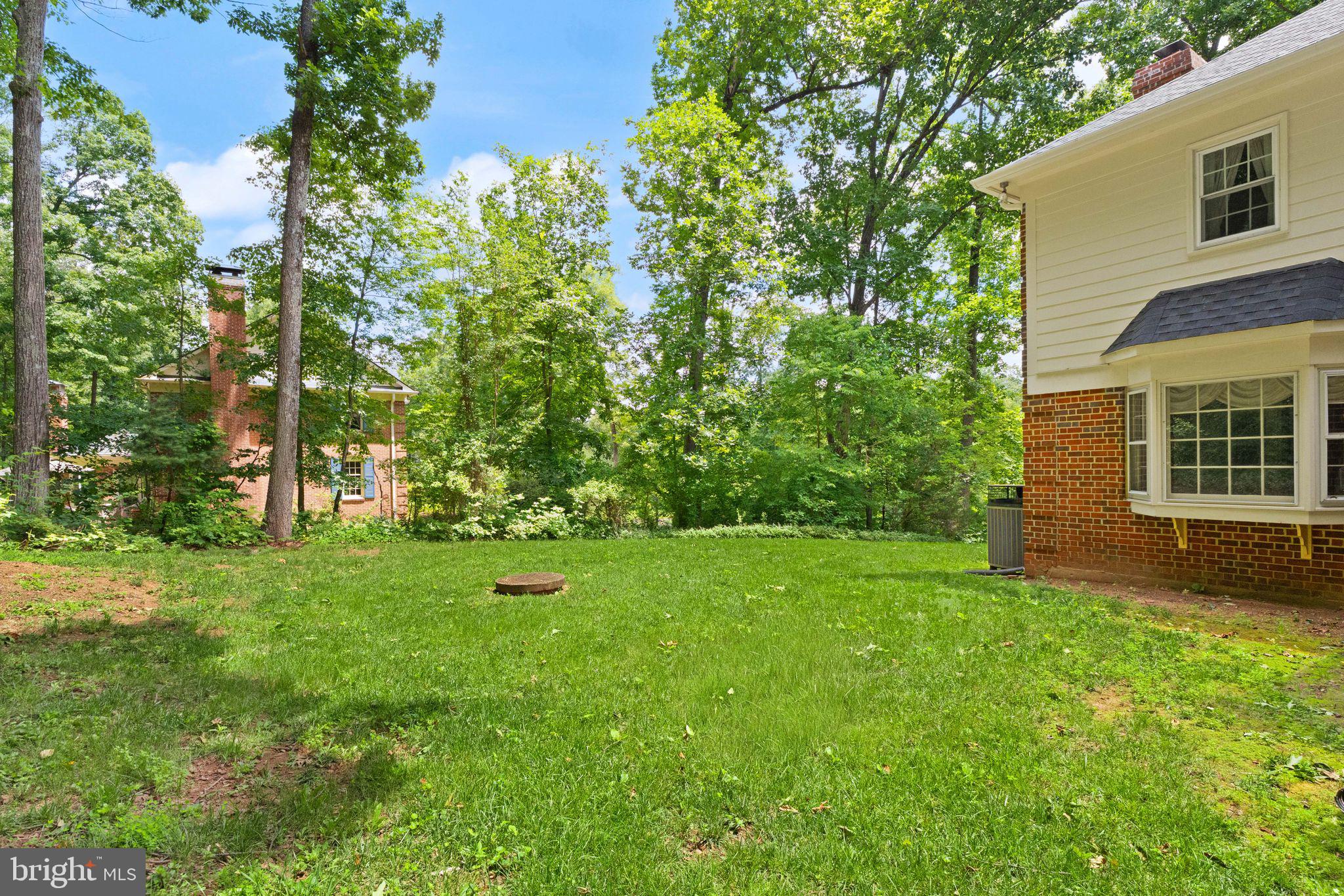 LYNN FOREST - Residential