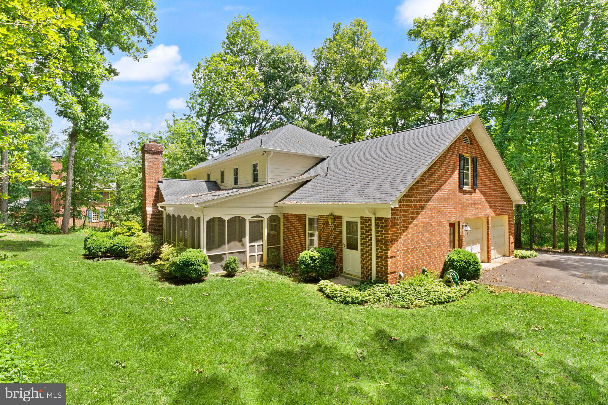 LYNN FOREST - Residential