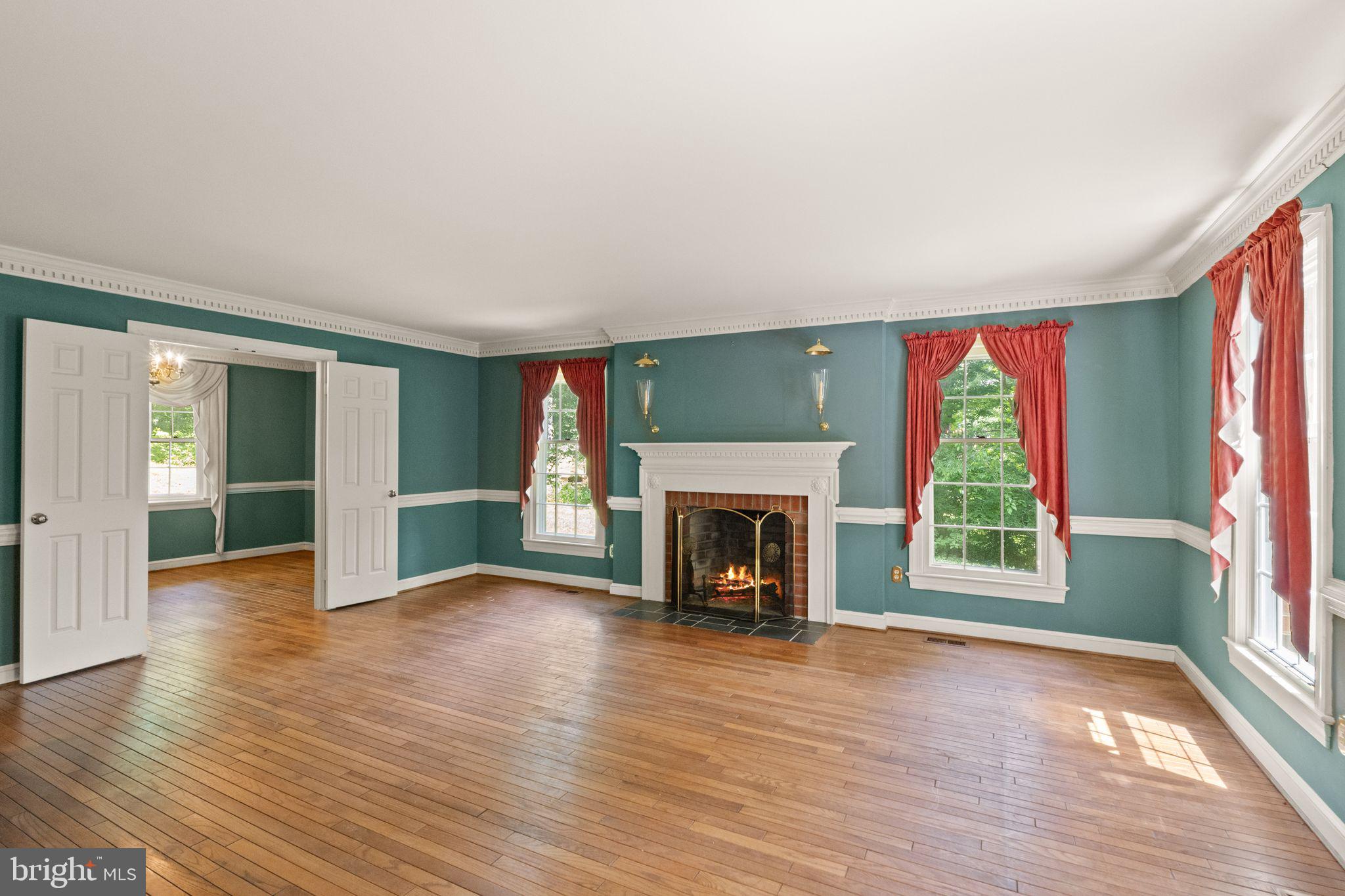 LYNN FOREST - Residential