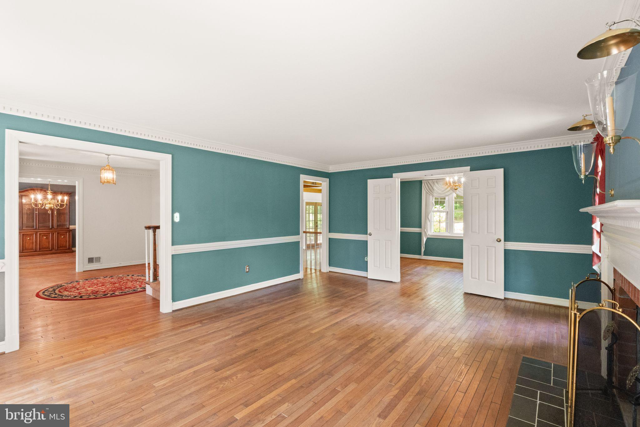 LYNN FOREST - Residential