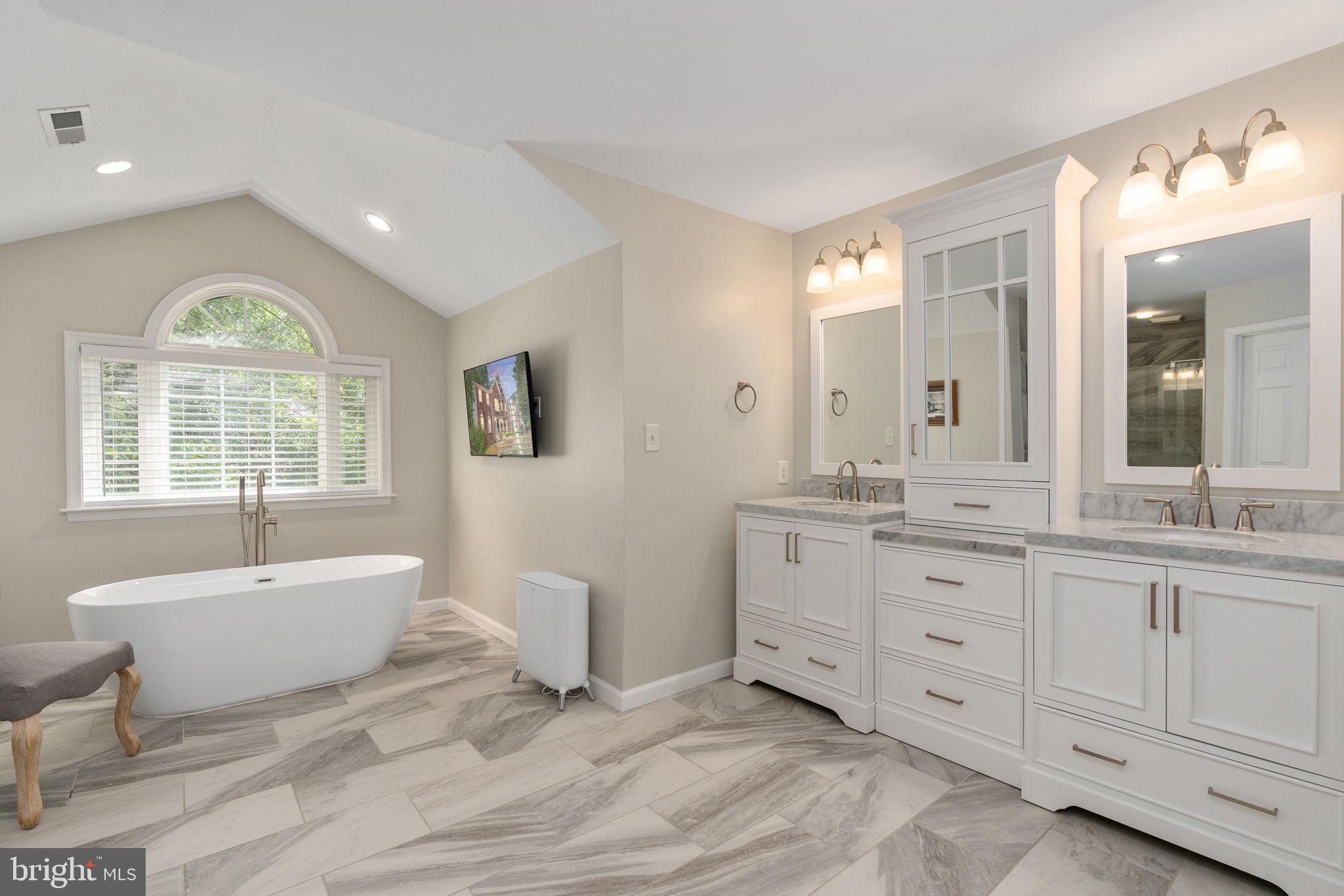 NORTH CLEARVIEW HEIGHTS - Residential