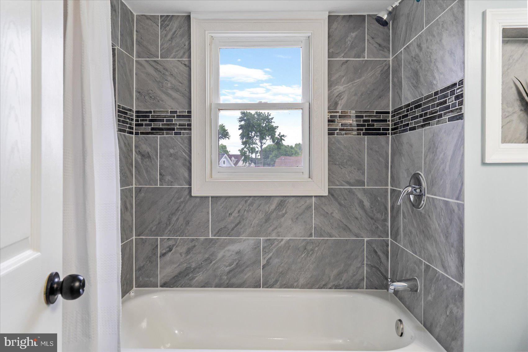 INVERNESS - Residential Lease