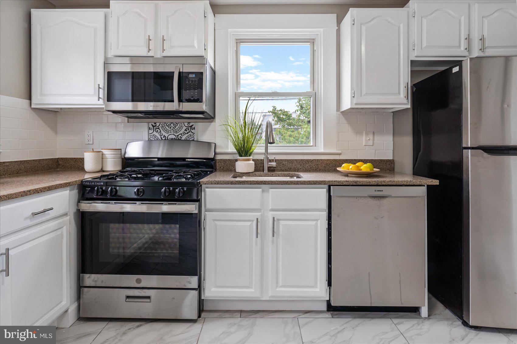 INVERNESS - Residential Lease