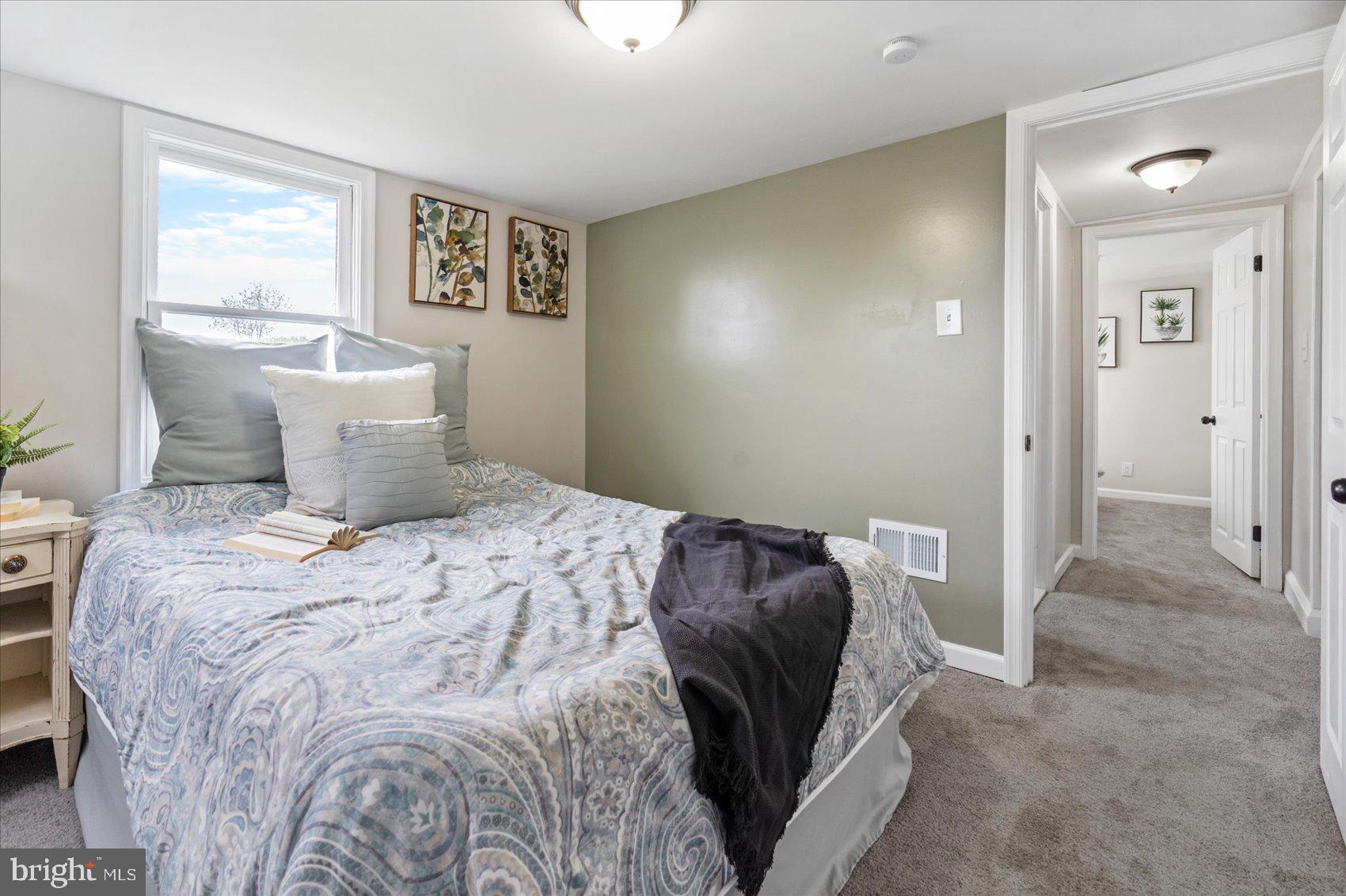 INVERNESS - Residential Lease