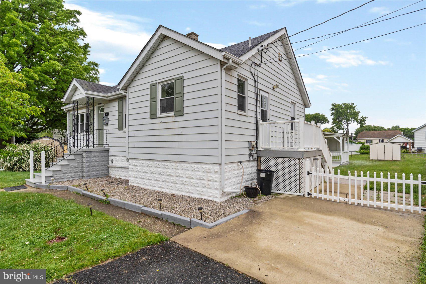 INVERNESS - Residential Lease