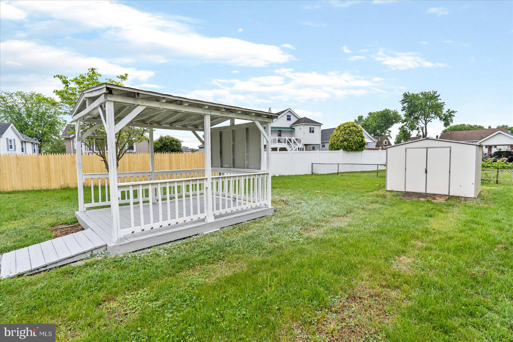 INVERNESS - Residential Lease