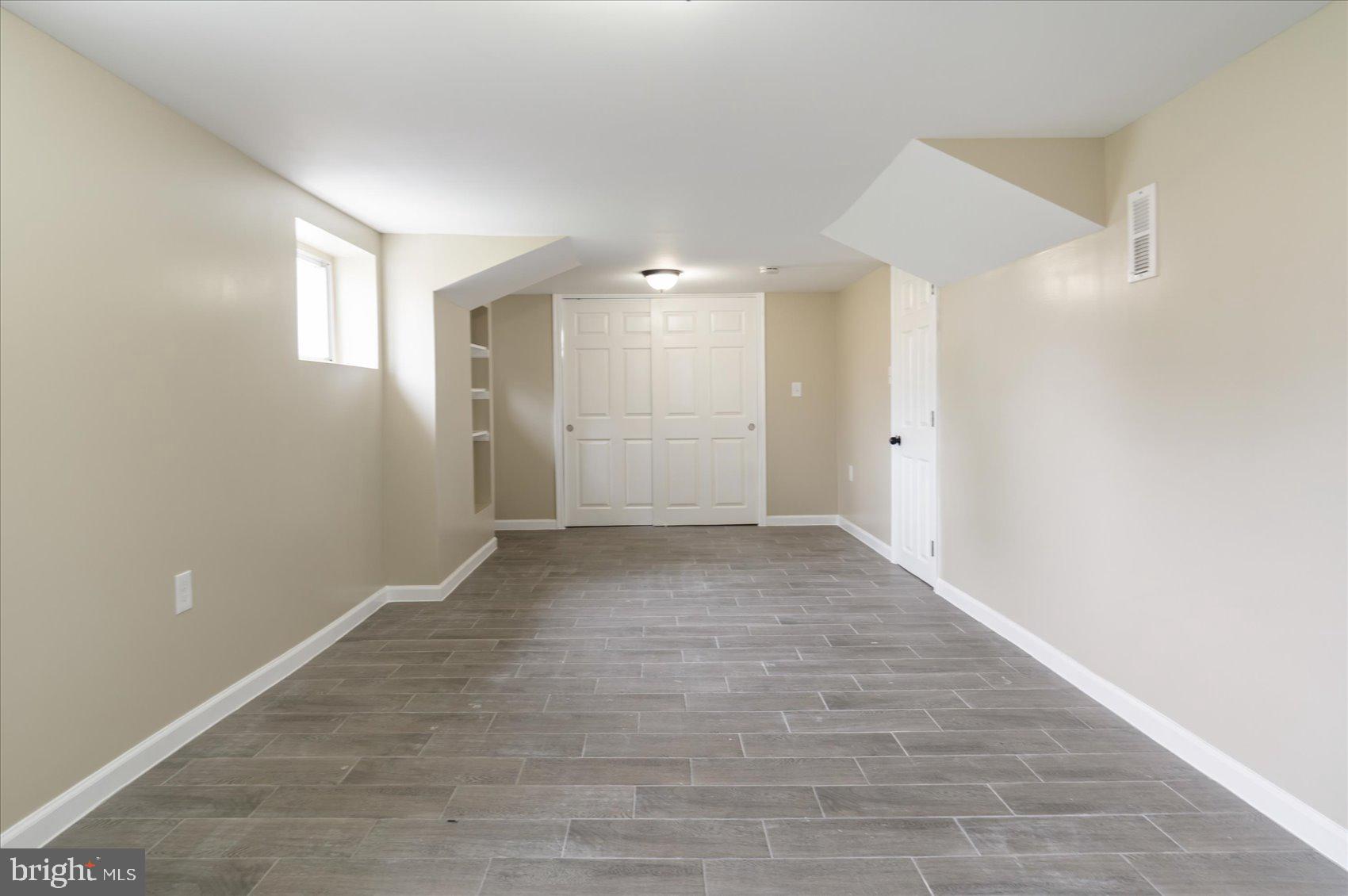 INVERNESS - Residential Lease