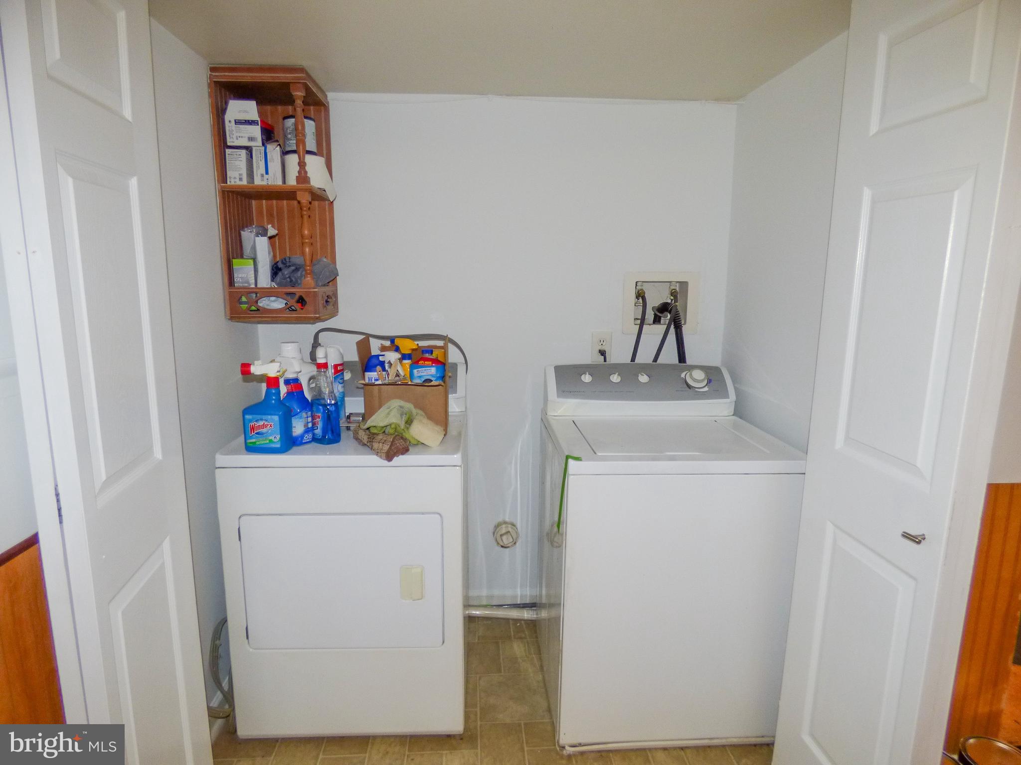 PINEVIEW CONDOS - Residential