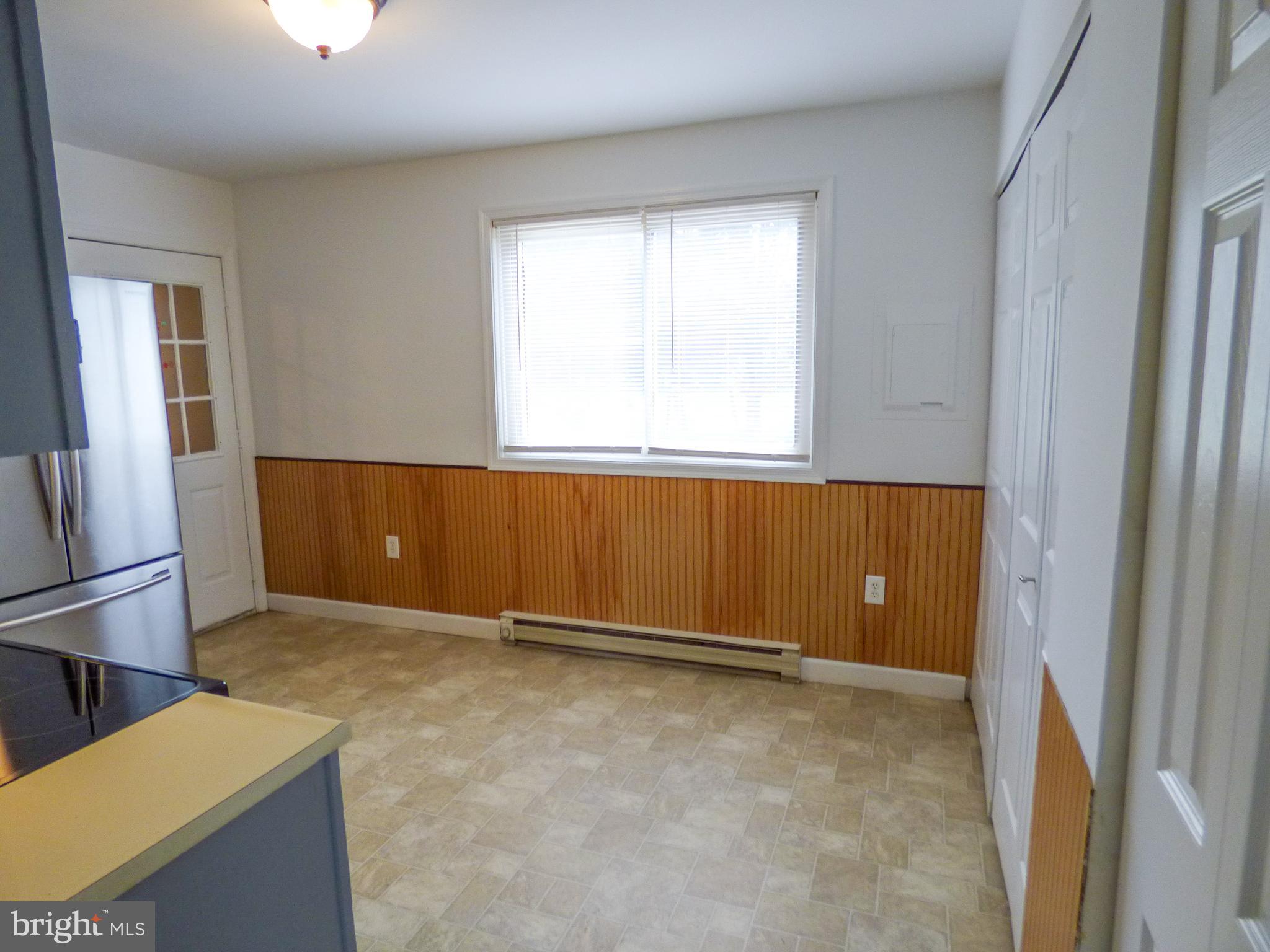 PINEVIEW CONDOS - Residential