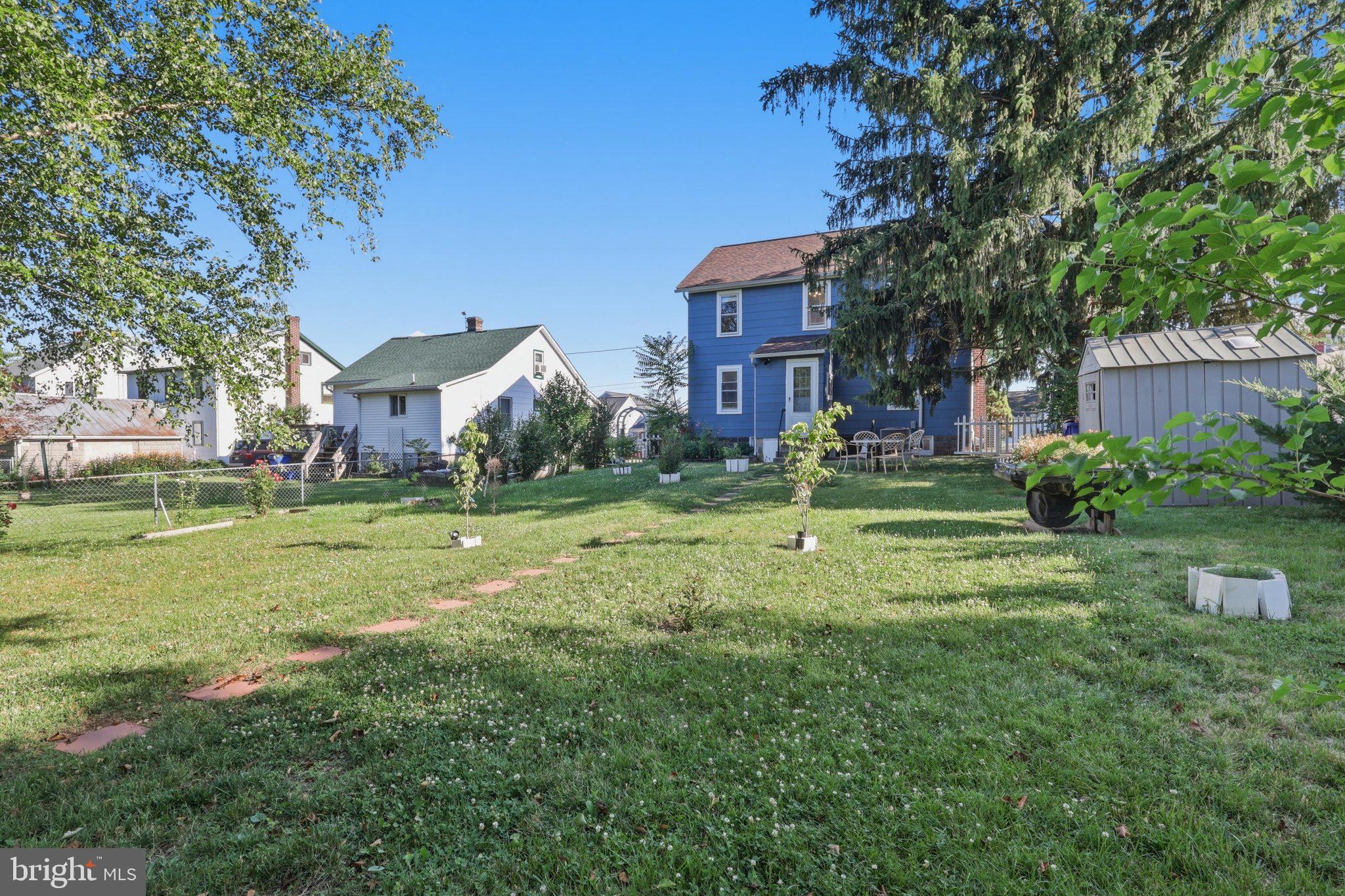 DOWNTOWN EMMITSBURG - Residential