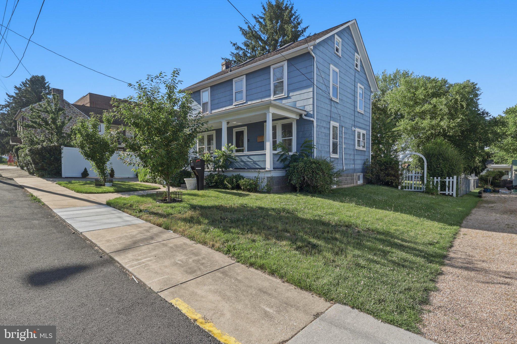 DOWNTOWN EMMITSBURG - Residential