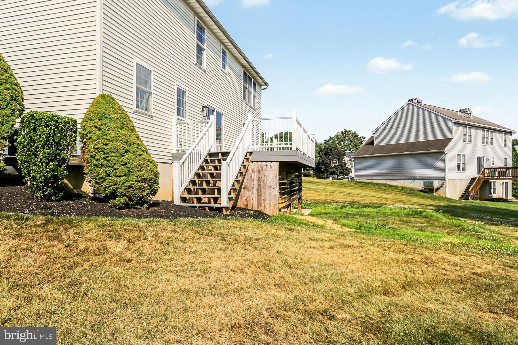 SOMERSET CROSSING - Residential