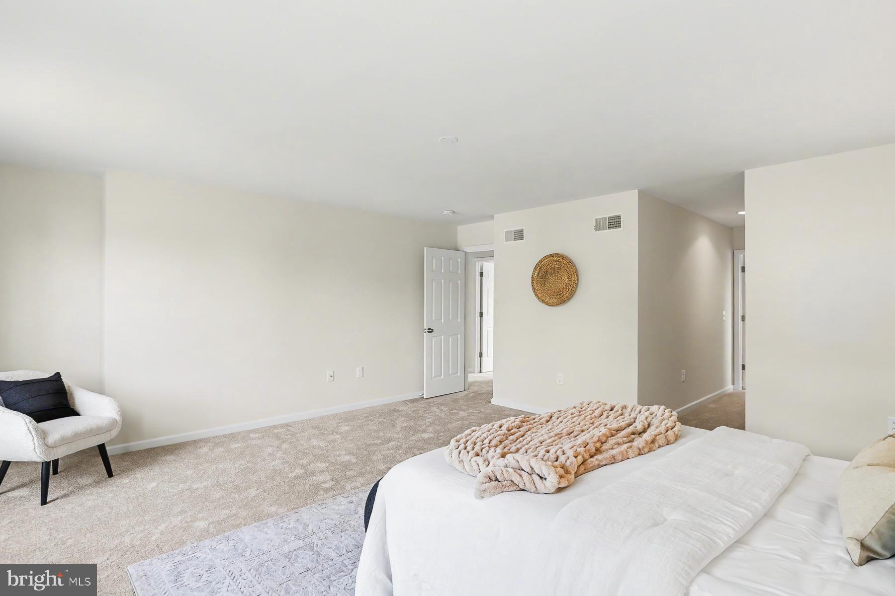 SOMERSET CROSSING - Residential