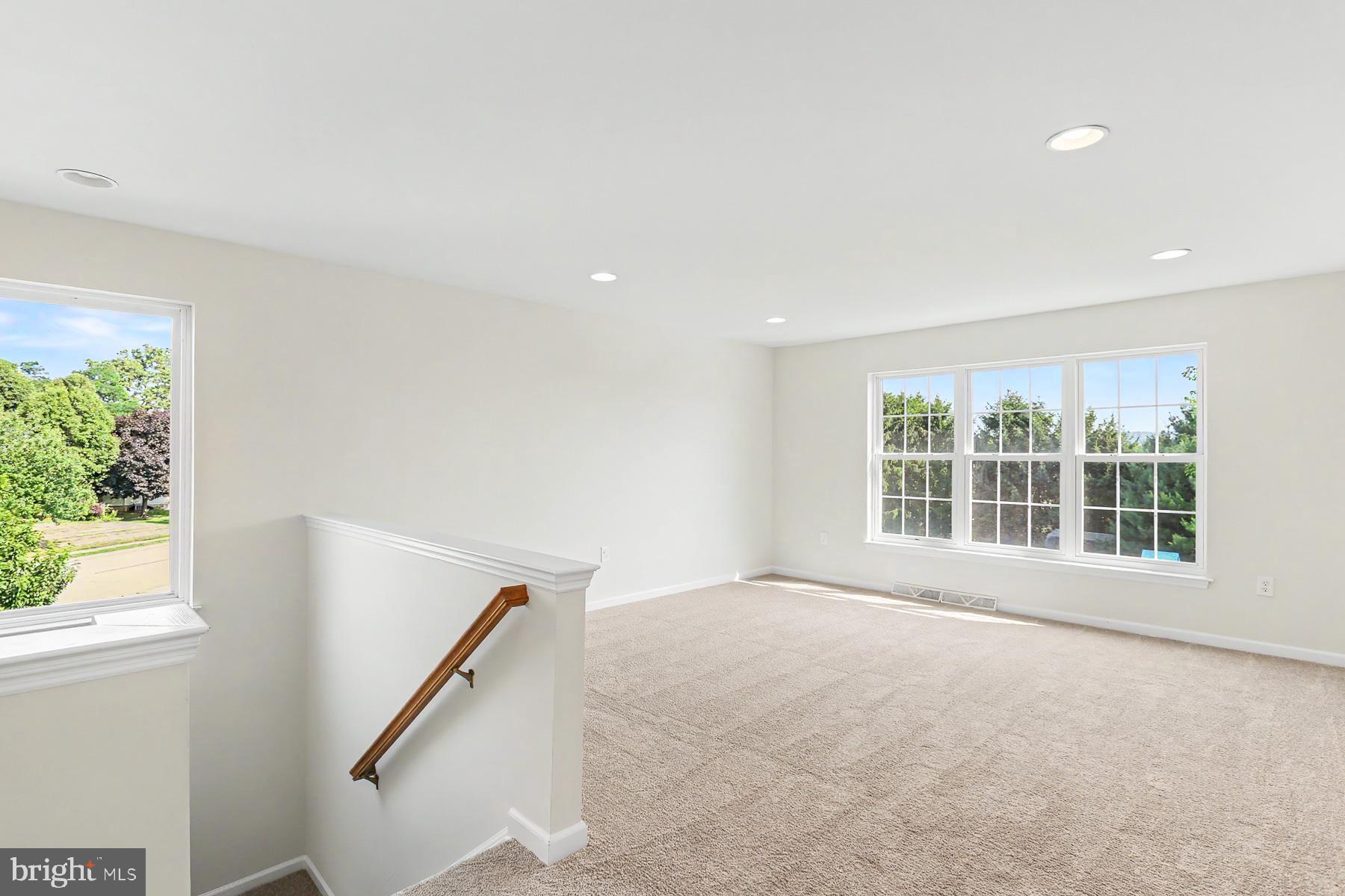 SOMERSET CROSSING - Residential