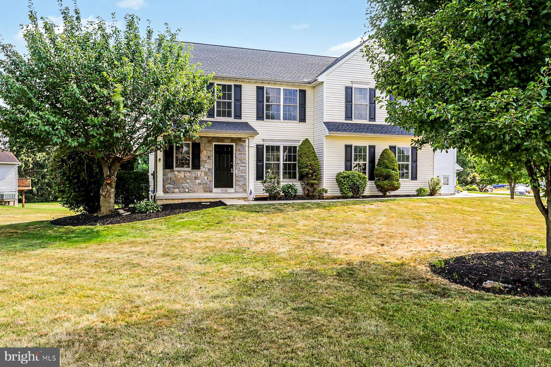 SOMERSET CROSSING - Residential