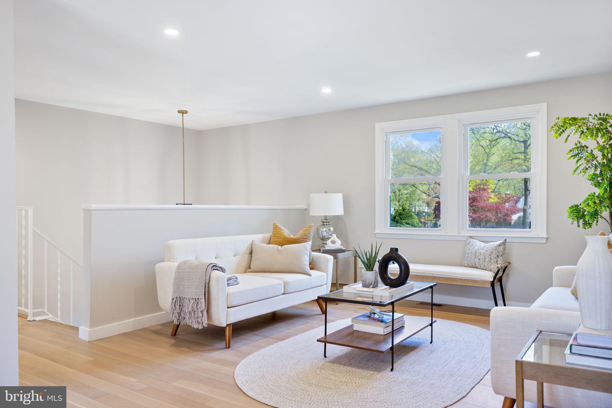 HIDDENBROOK - Residential
