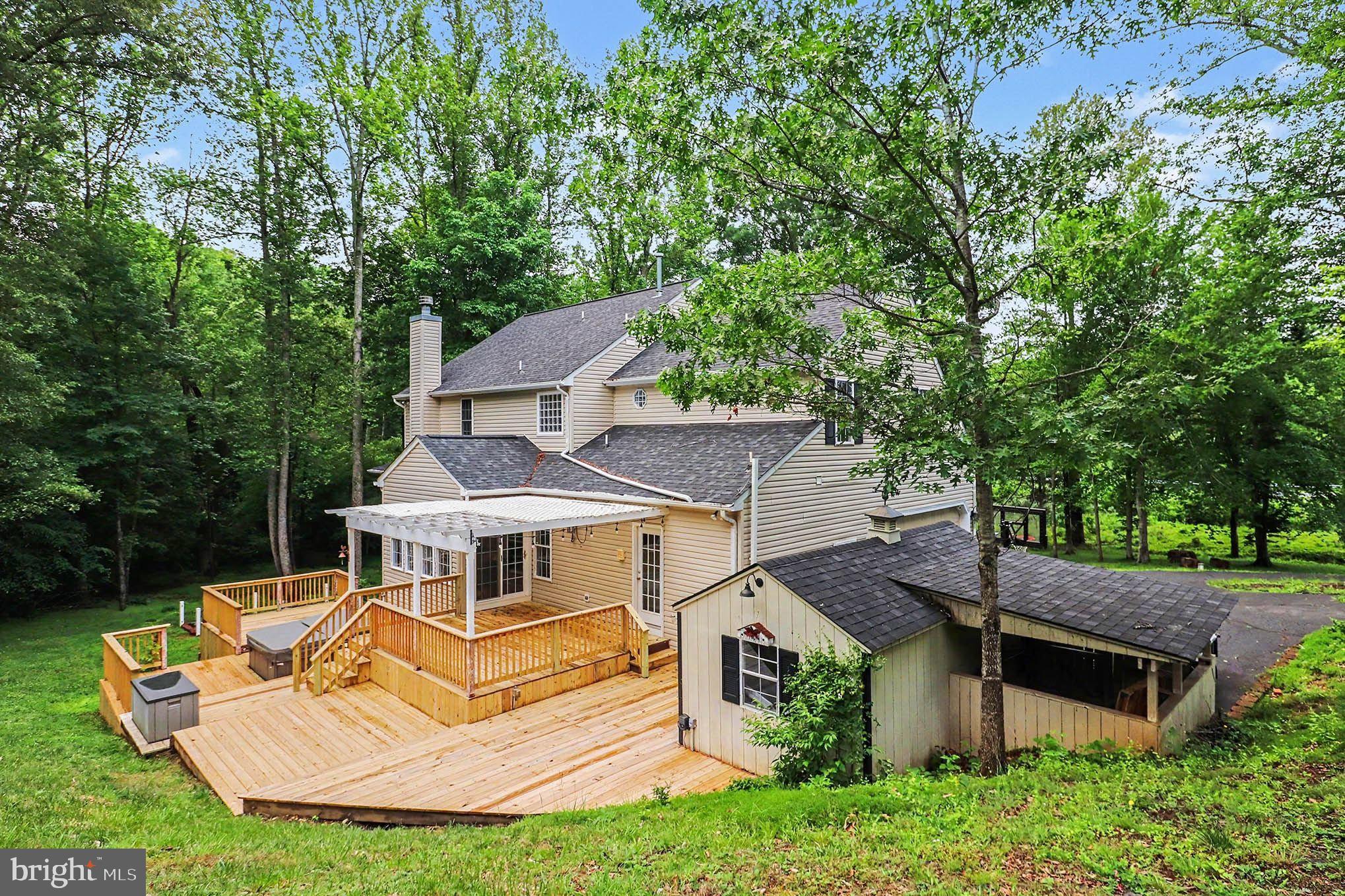 FOX CHASE - Residential