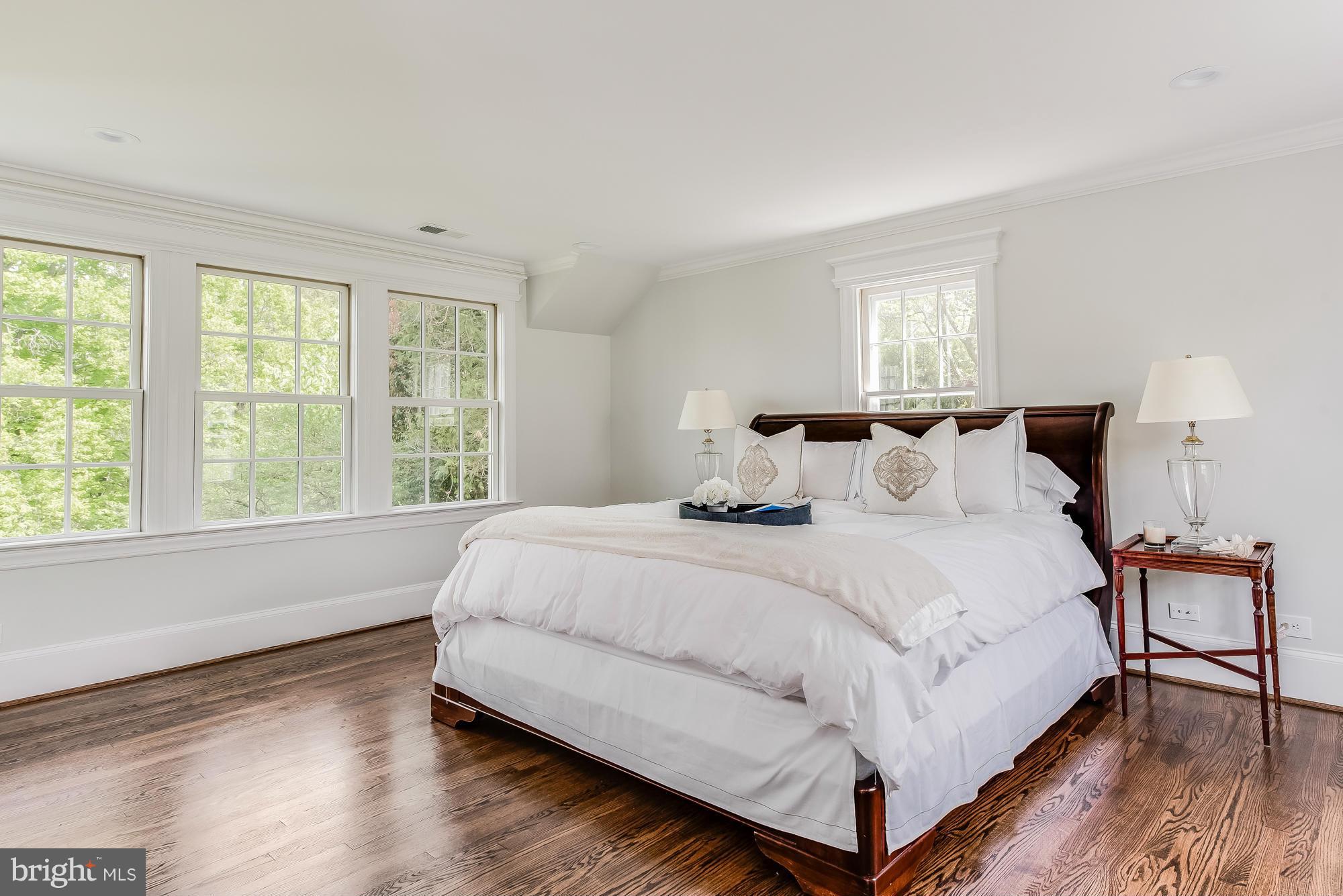 WARDOUR - Residential